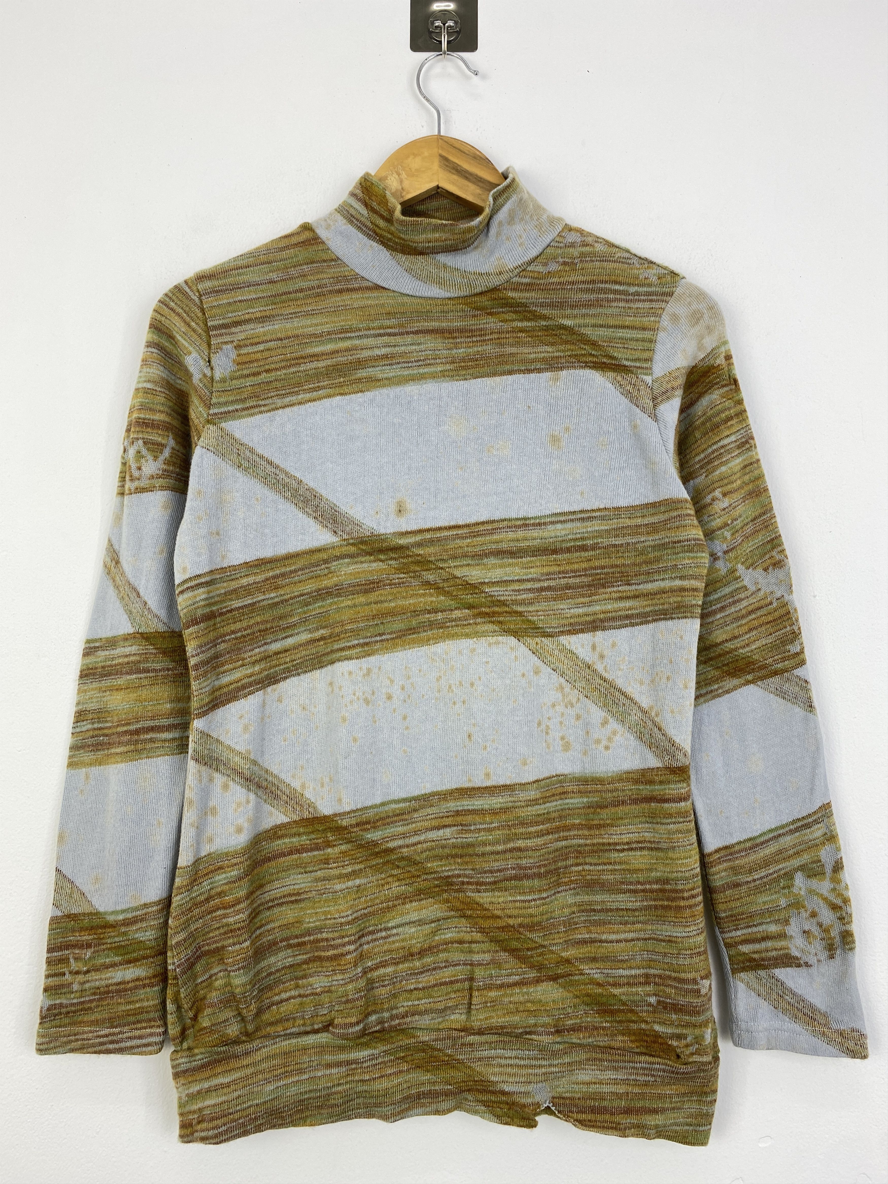 80s ~ 90s I.S. ISSEY MIYAKE 恐竜 刺繍 スウェット 80s ~ 90s I.S. ISSEY MIYAKE 恐竜 刺繍 スウェット - メルカリ