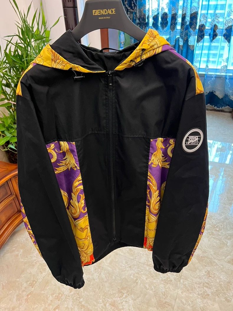 Versace Versace A long-sleeved jacket with a classic logo motif Size US M / EU 48-50 / 2 - 1 Thumbnail