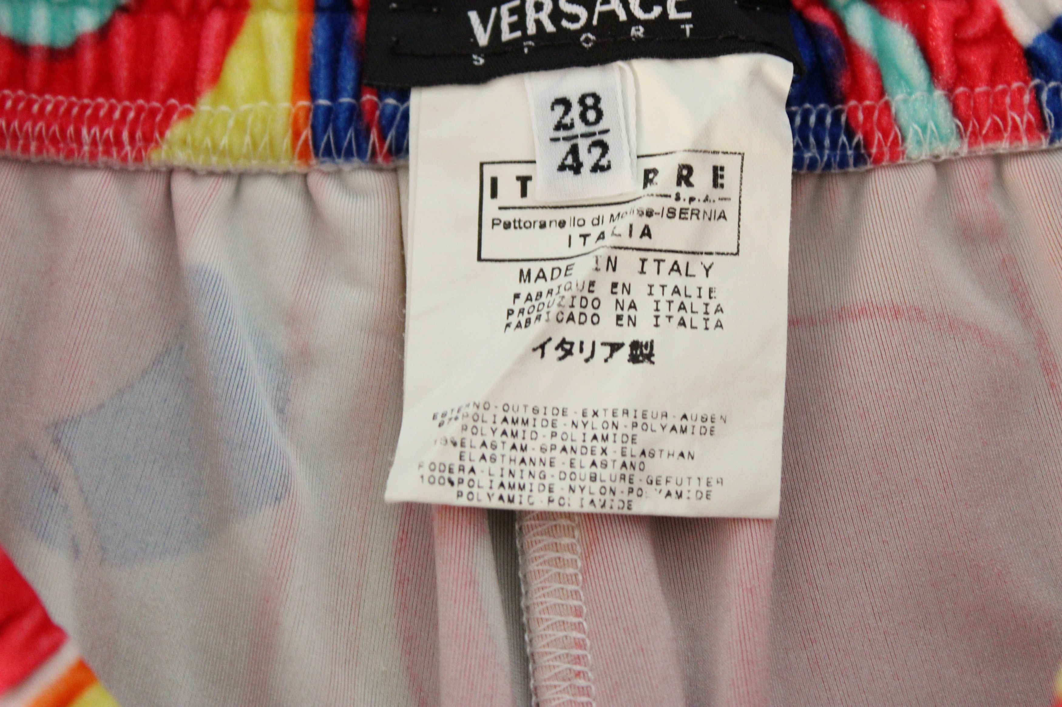 Versace Vtg. Versace Chenille Shorts Size 28" / US 6 / IT 42 - 8 Thumbnail