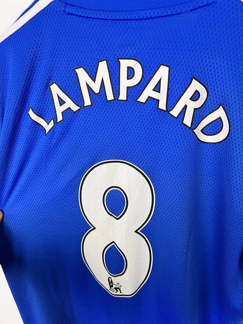 Vintage Chelsea Adidas Lampard 8 jersey t-shirts size M Size US M / EU 48-50 / 2 - 14 Thumbnail
