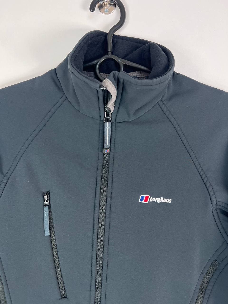 Berghaus Berghaus Extrem Softshell Jacket Outdoor Hiking Womens Sz M Size M / US 6-8 / IT 42-44 - 2 Thumbnail