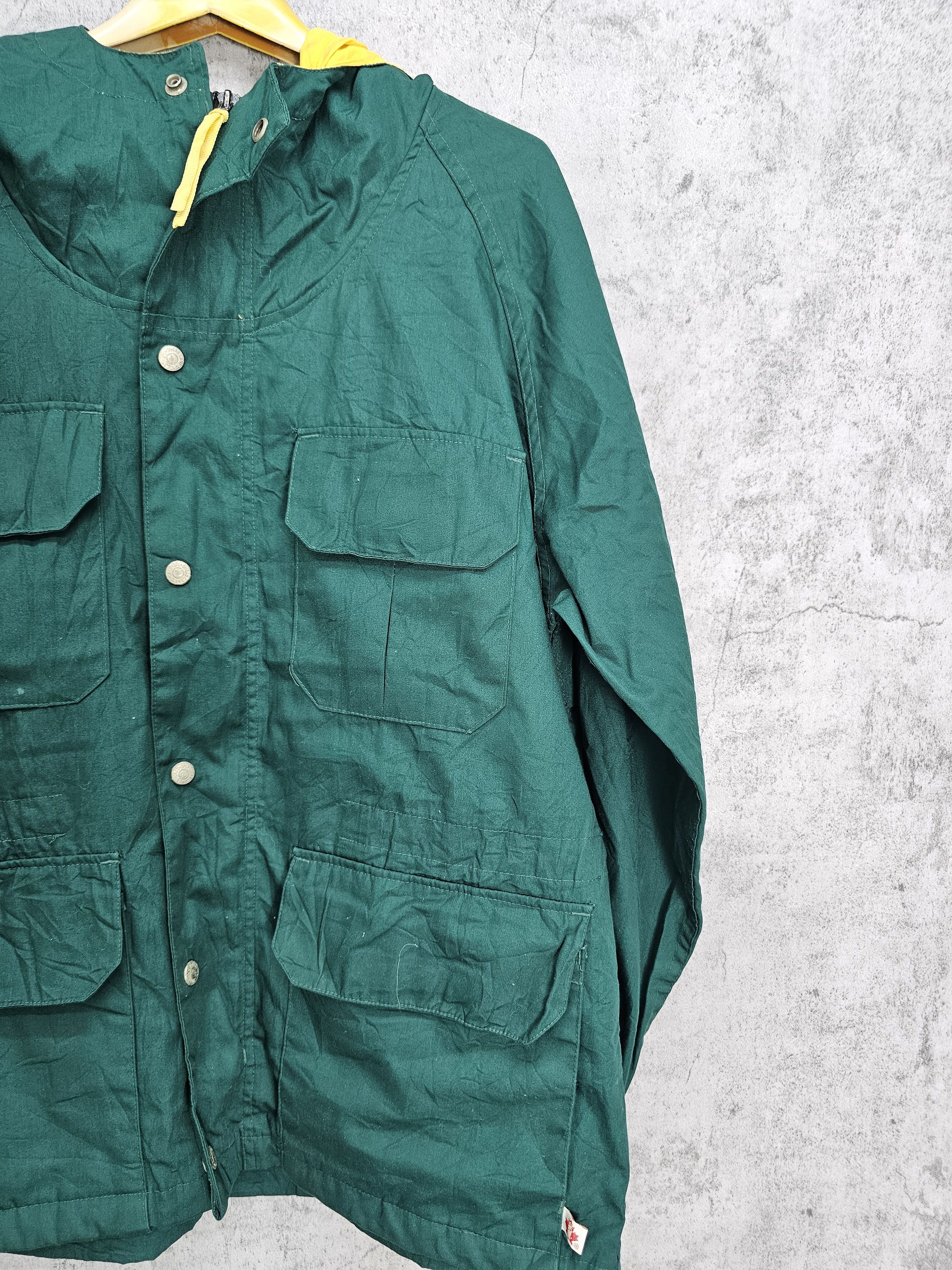 Vintage Vintage SUGAR CANES Outdoor Hiking Windbreaker Jacket J0072 Size US L / EU 52-54 / 3 - 6 Thumbnail