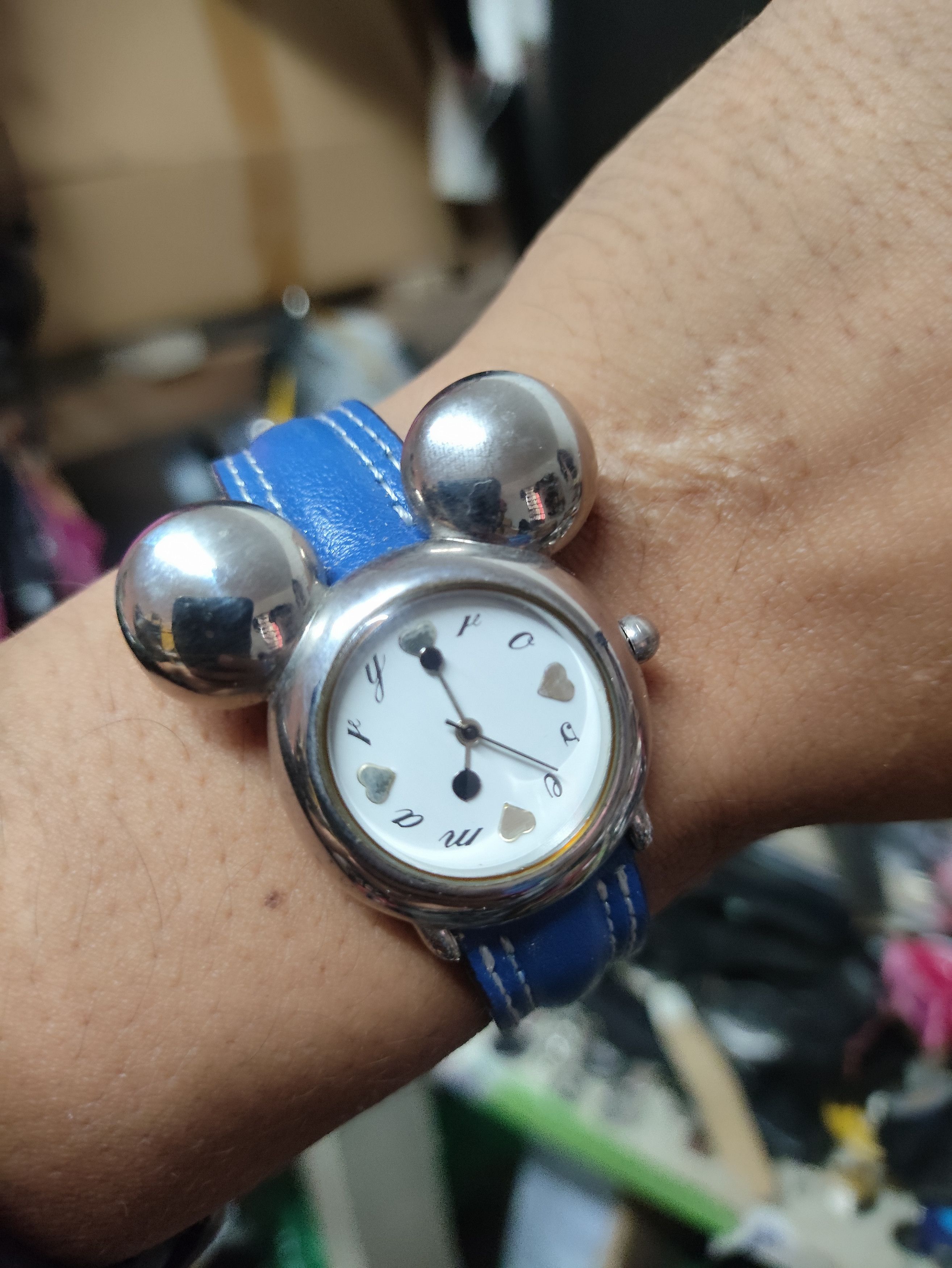 Mickey Mouse Vintage Mickey Mouse Solid Steel Watch JAPAN MADE Size ONE SIZE - 1 Thumbnail