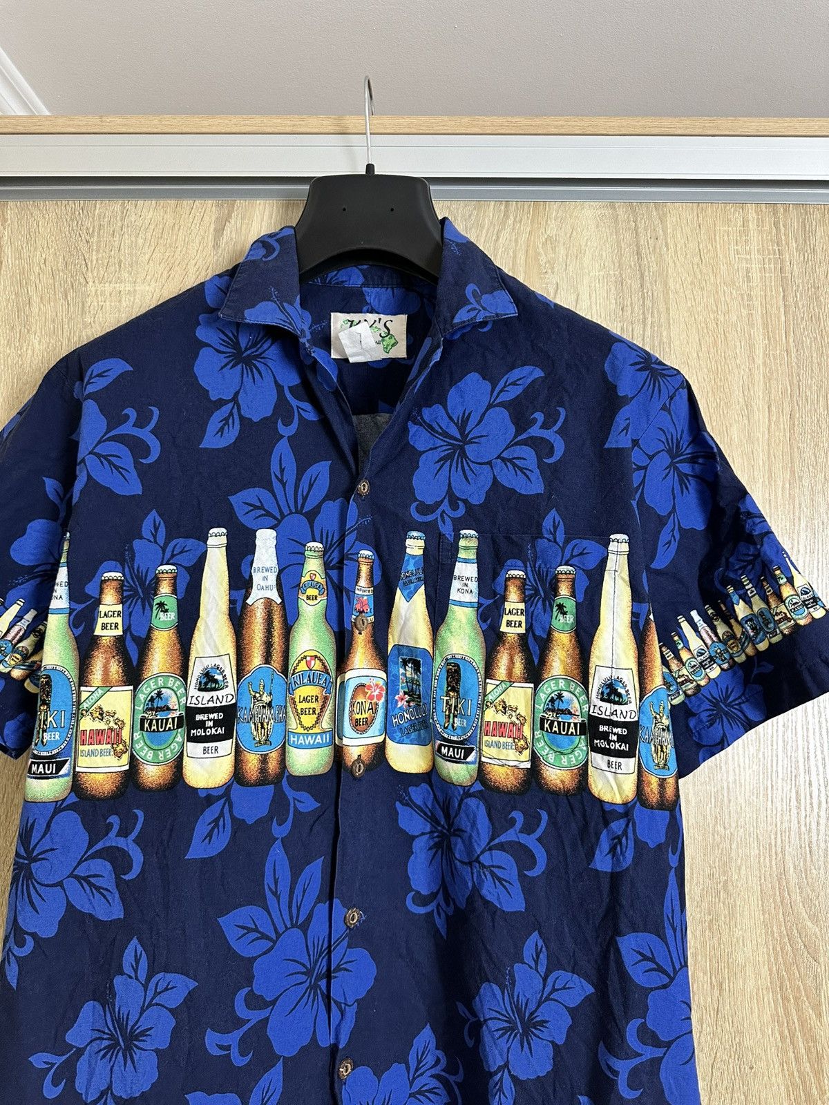 Drink Beer Save Water 🔥 Ky’s Vintage Hawaiian Beer Shirt Guinness Corona Button Up Size US M / EU 48-50 / 2 - 1 Thumbnail