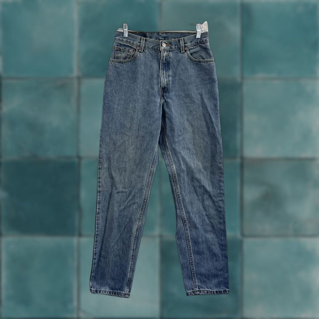 Levi's VINTAGE Levi's 550 Jeans Womens Denim High Waisted Tapered Straight Leg 90s 8 28 Blue Mens Womens Girls Size 30" / US 8 / IT 44 - 1 Thumbnail