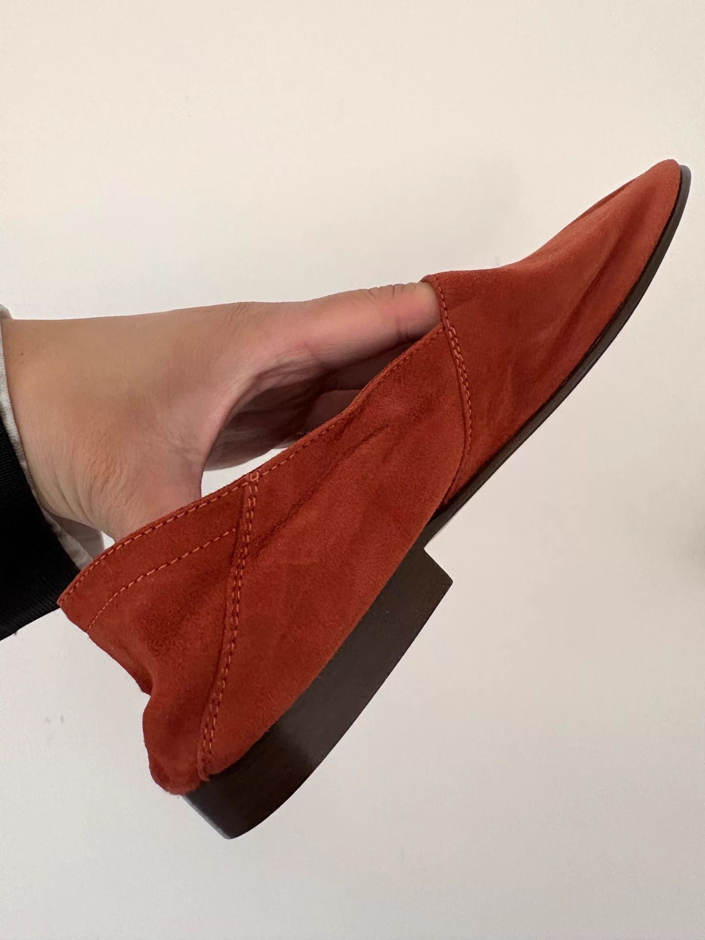Mr. Junko Mr.Hare Men's Suede Pointed Toe Loafer 7 US Unworn Size US 7 / EU 40 - 4 Thumbnail
