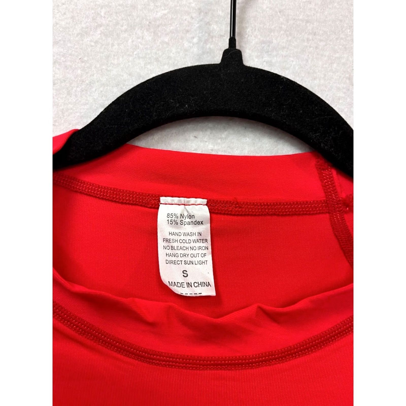 Vintage The Ritz-Carlton Turks & Caicos Red Shirt S Womens Regular Short Sleeve Logo Print Nylon Spandex Size S / US 4 / IT 40 - 3 Thumbnail