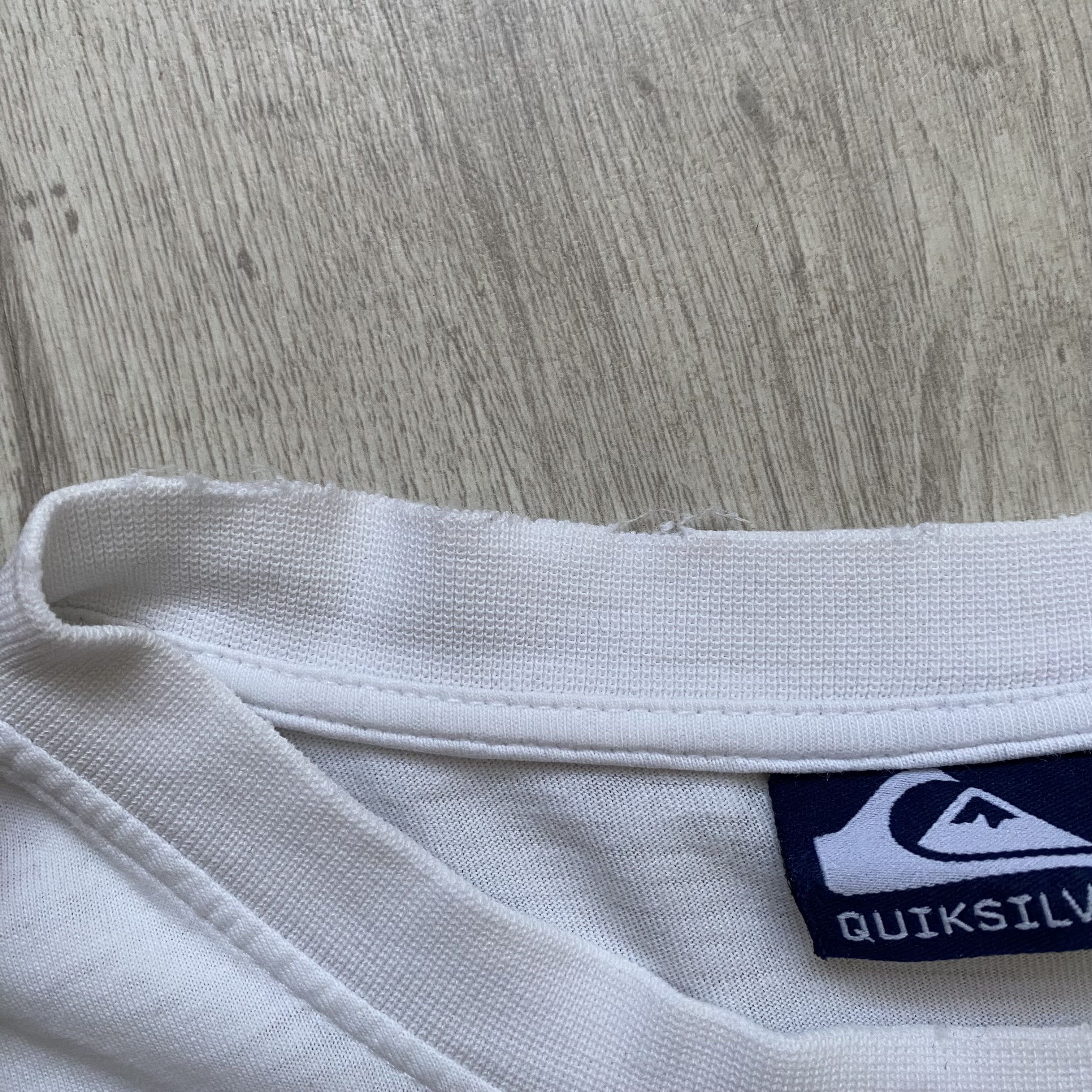 Quiksilver 🏄🏼‍♂️ Trashed Vintage 80s Quiksilver Surf Tee Centr Logo Size US L / EU 52-54 / 3 - 6 Thumbnail