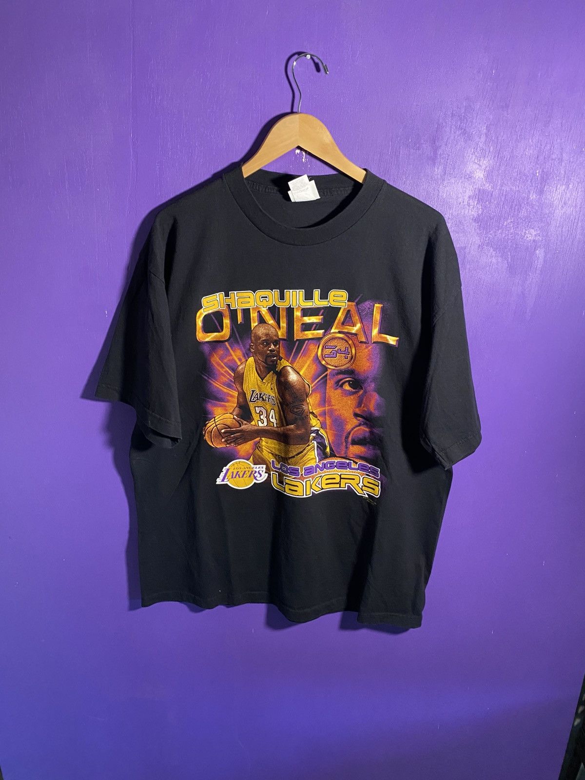 NBA Vintage 90s Los Angeles Lakers SHAQ coin tee Size US XL / EU 56 / 4 - 1 Thumbnail