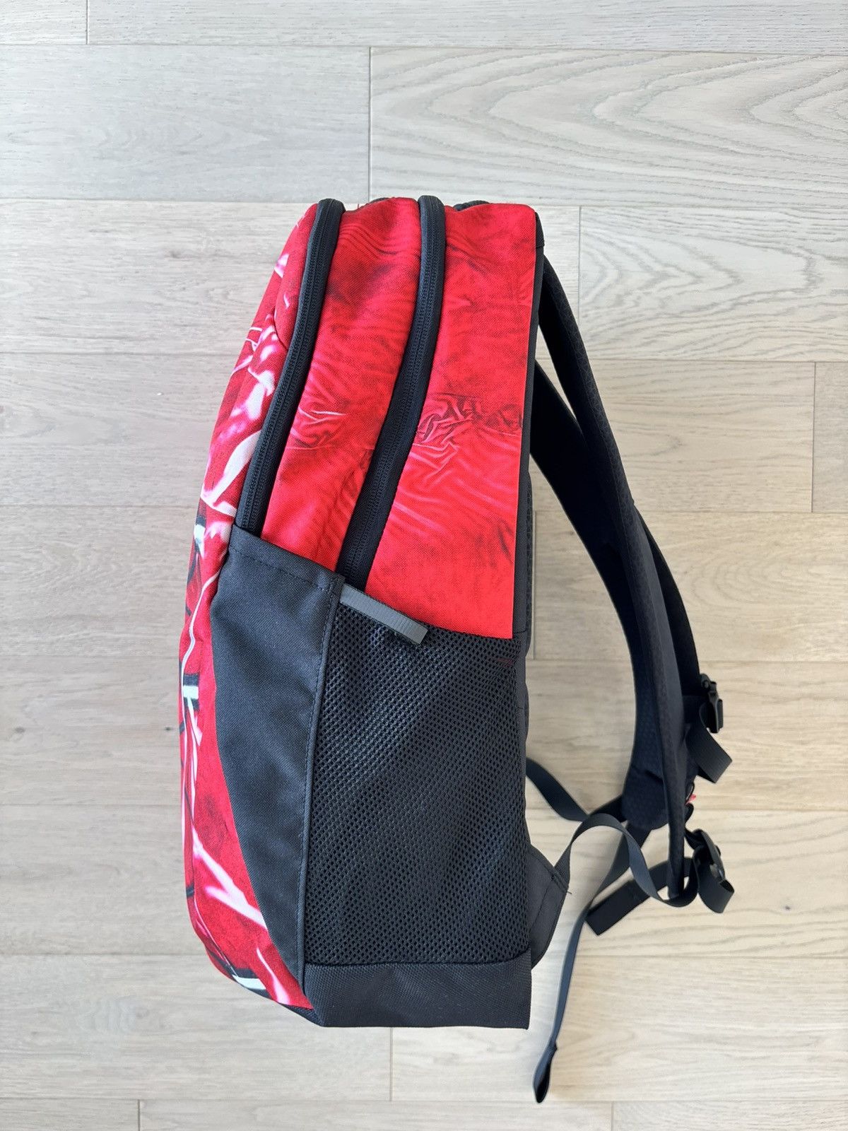 Supreme Supreme x North Face Red Borealis Backpack Size ONE SIZE - 5 Thumbnail