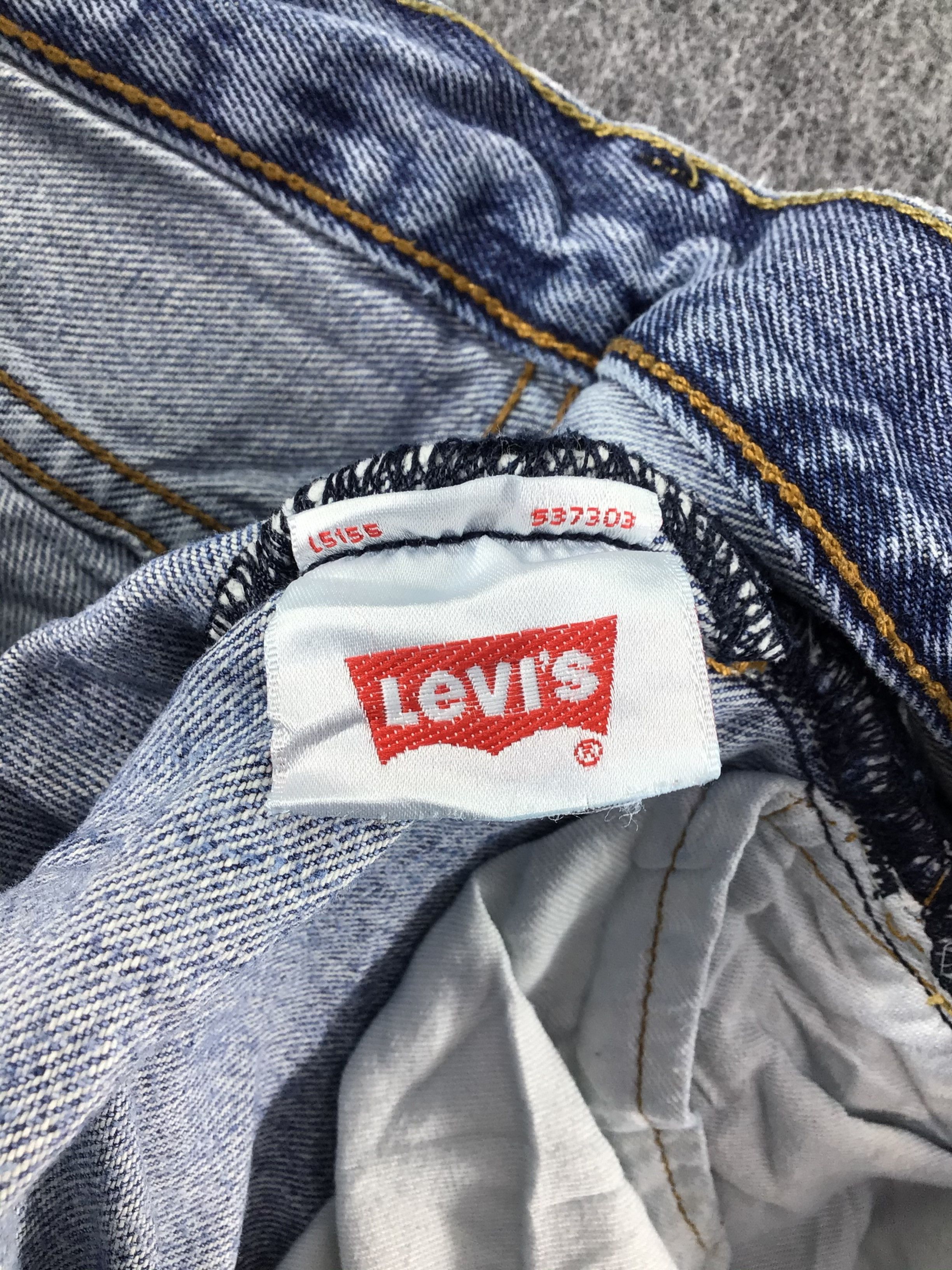 Levi's Vintage Levis 501 Jeans Faded Blue Denim -J382 Size US 34 / EU 50 - 9 Thumbnail