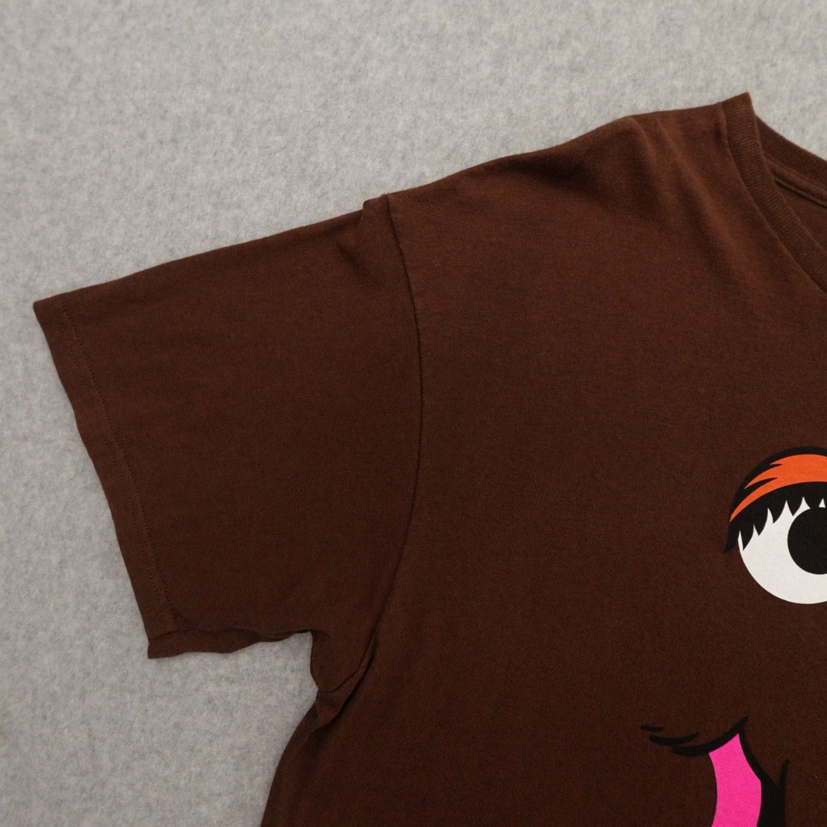 Delta VINTAGE Delta T-Shirt XL Brown Sesame Street Snuffleupagus Adult Men Short Sleeve Shirt Measured in Pictures Size US XL / EU 56 / 4 - 5 Thumbnail