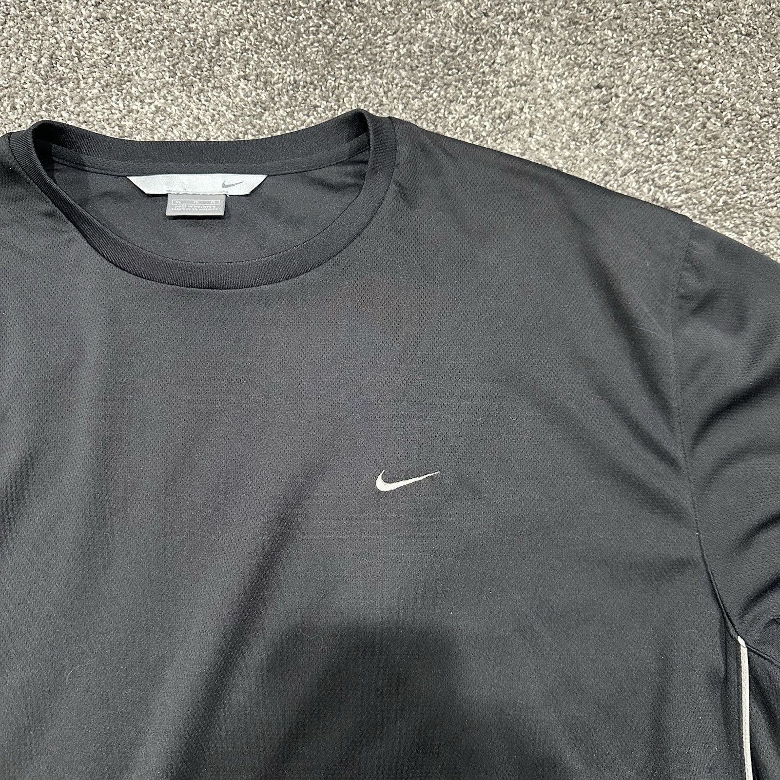 Nike Y2K Nike Shirt Mens XL Short Sleeve Mini Swoosh Check Logo Size US XL / EU 56 / 4 - 3 Thumbnail