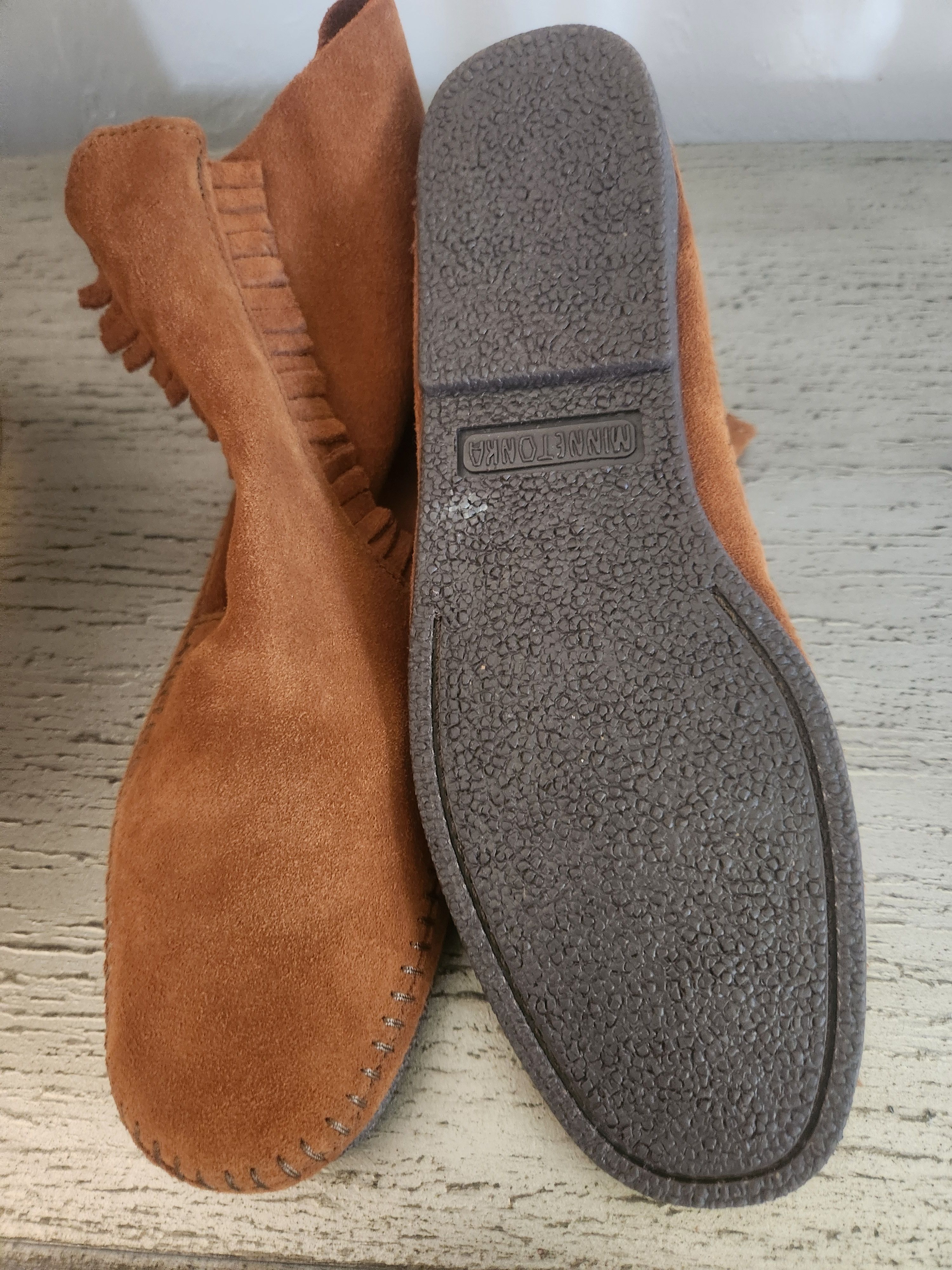 Minnetonka Two Button Soft Sole Bootie Slipper Size US 9 / IT 39 - 4 Thumbnail