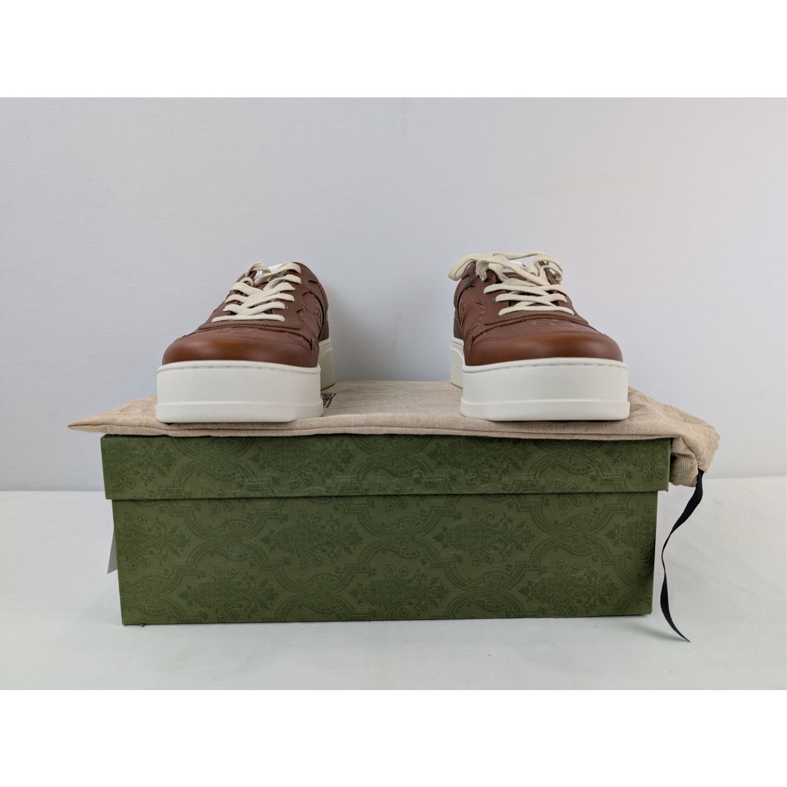 Gucci o1rshd1 Low Top Sneakers in Brown with White Sole Size US 12 / EU 45 - 19 Thumbnail
