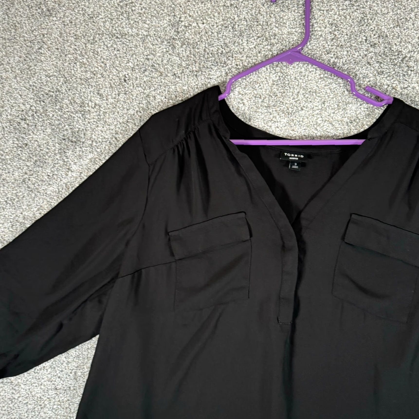 Torrid Torrid Blouse Hi-Lo Roll Tab Pockets 3X Plus Black V-Neck Button Polyester Grunge Witchy Fairy Tunic Women Mens? Size XXL / US 16-18 / IT 52-54 - 3 Thumbnail