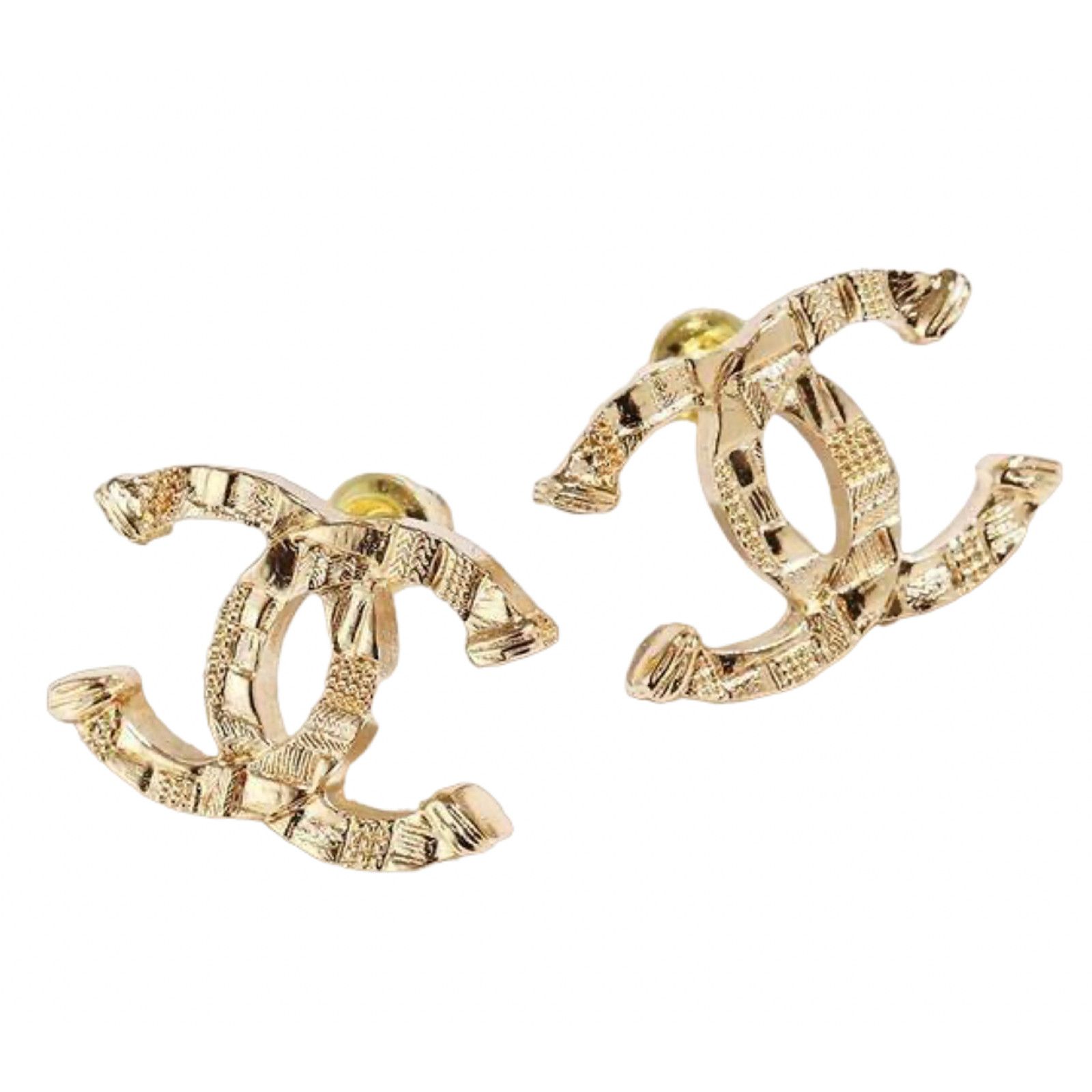 Chanel Chanel Gold Hammered Interlocking Statement Stud Earrings Size ONE SIZE - 1 Thumbnail