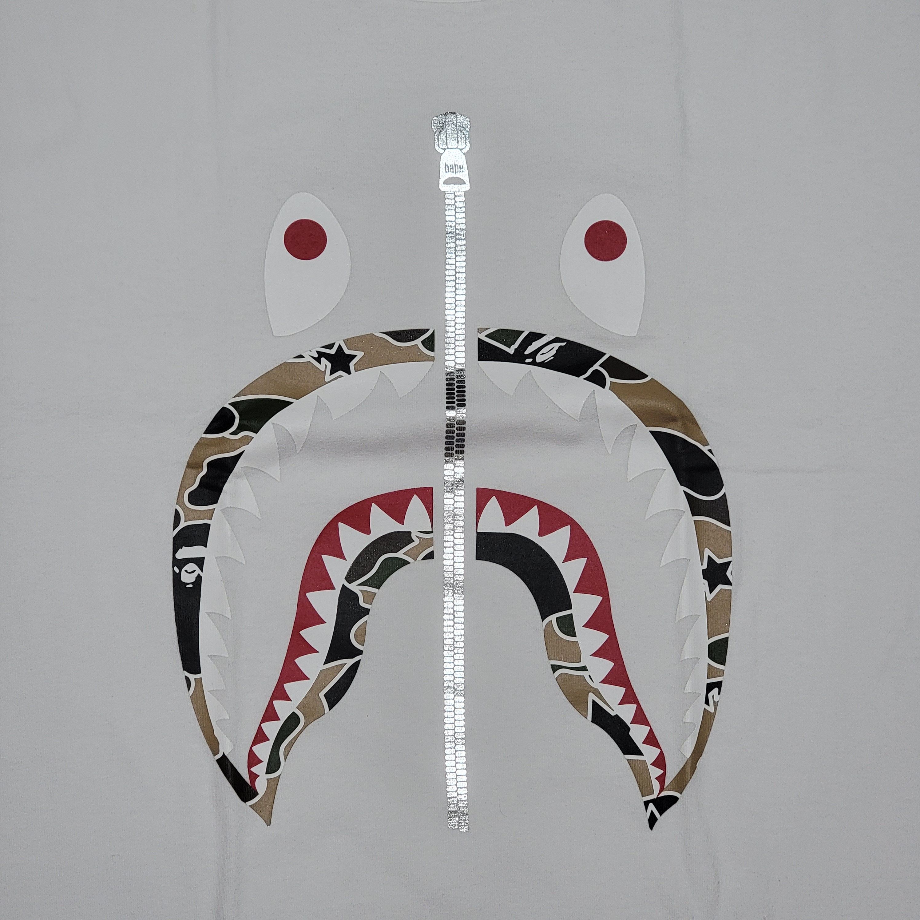 Bape Bape Sta Camo Shark Tee White Multicolor Size US XL / EU 56 / 4 - 2 Thumbnail