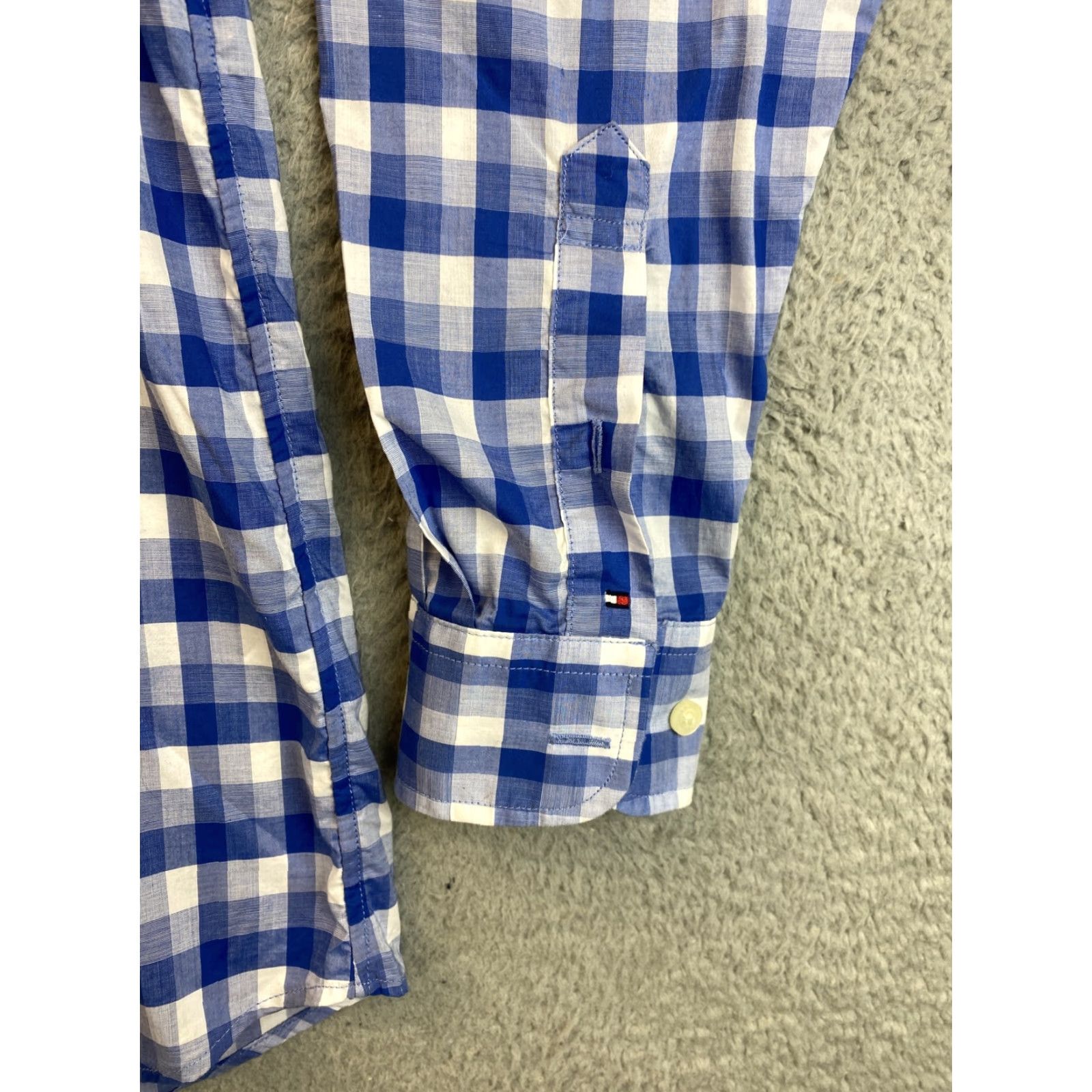 Tommy Hilfiger VINTAGE Tommy Hilfiger Dress Shirt Men Small Plaid Button-Up Casual Long Sleeve Blue 90s Mens Size US S / EU 44-46 / 1 - 6 Thumbnail