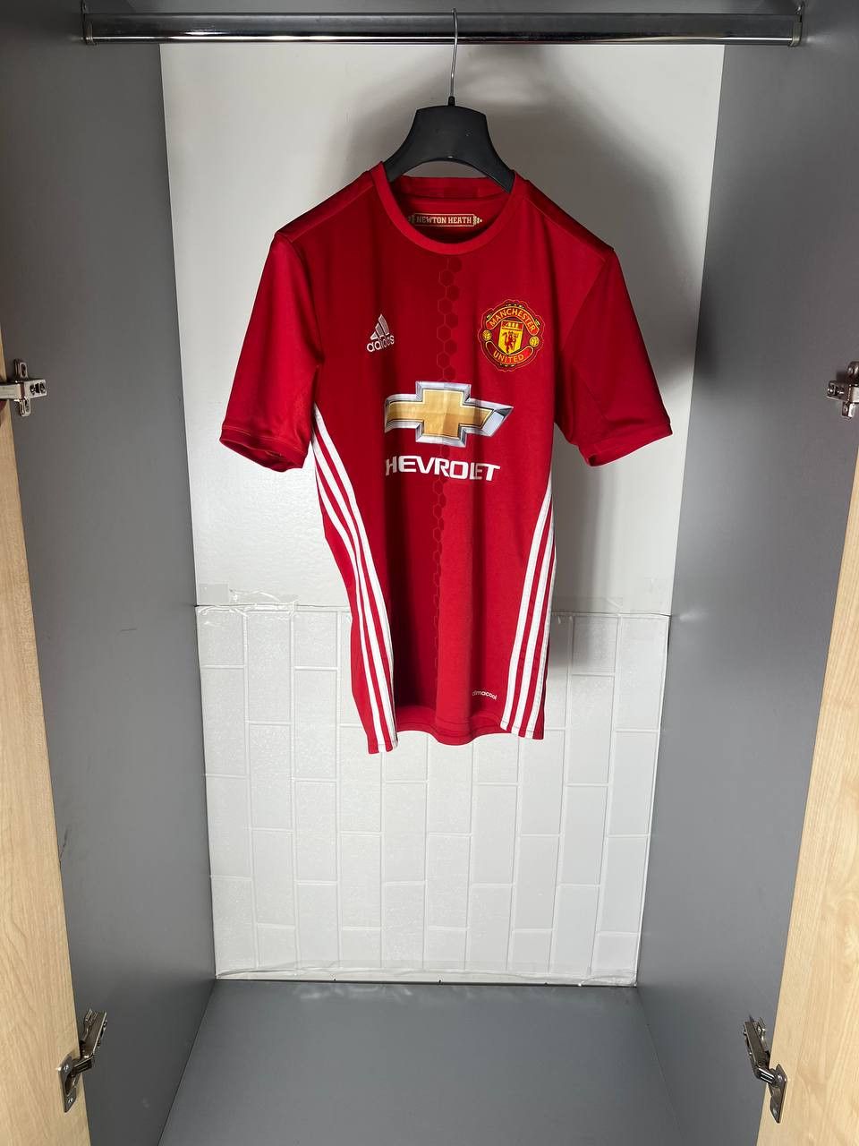 Nike VINTAGE ADIDAS FC MANCHESTER UNITED ENGLAND SOCCER JERSEY Size US XS / EU 42 / 0 - 1 Thumbnail