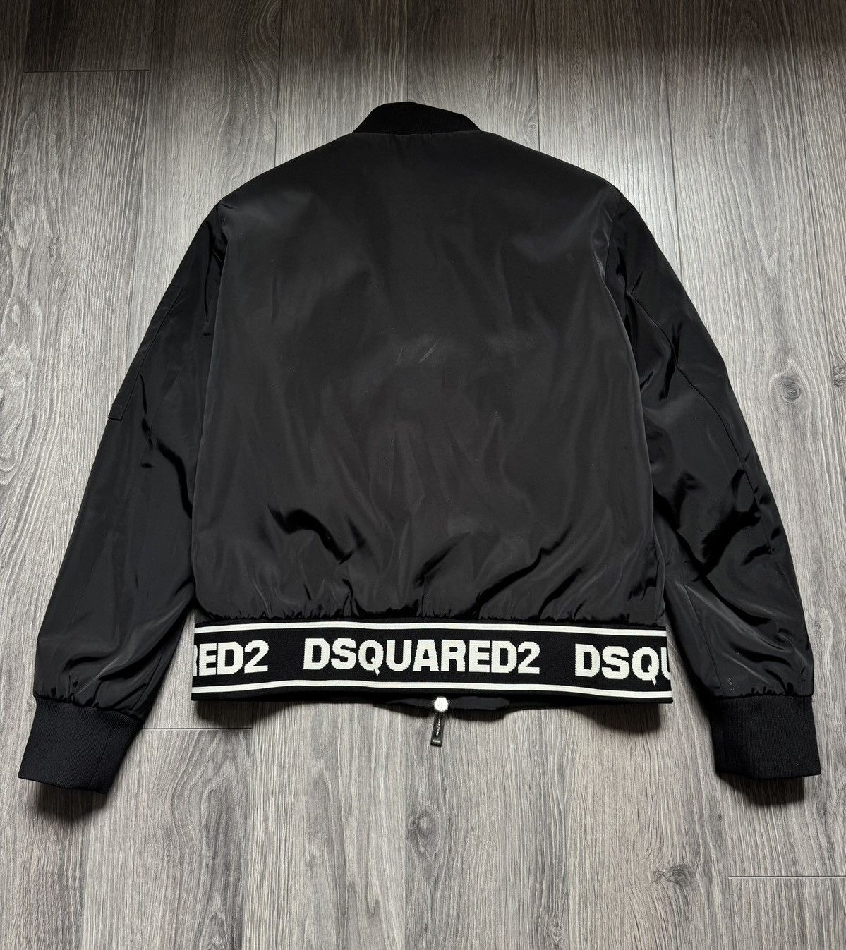 Dsquared2 Dsquared2 Light Short Jacket in 48(M) Embroided Logo Size US M / EU 48-50 / 2 - 12 Thumbnail