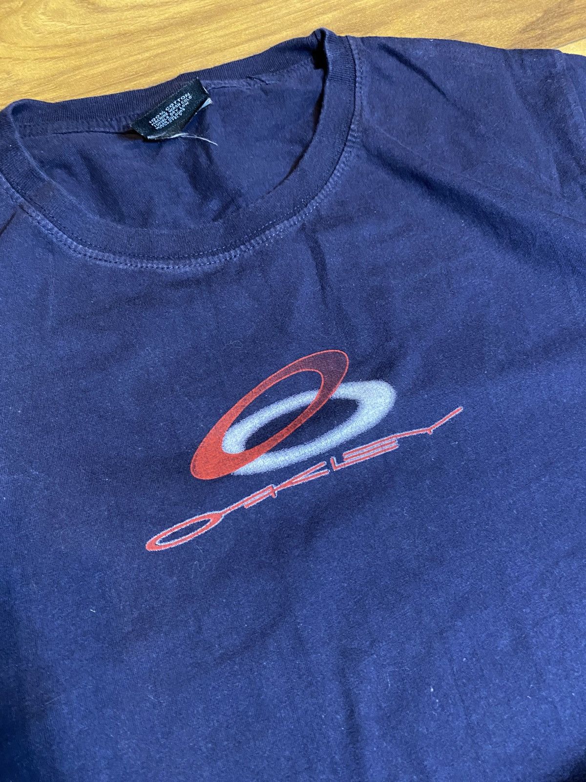 Oakley Vintage T-Shirt 3D Centr Logo Boxy Fit ,Y2k,USA,Hype Size US XL / EU 56 / 4 - 4 Thumbnail