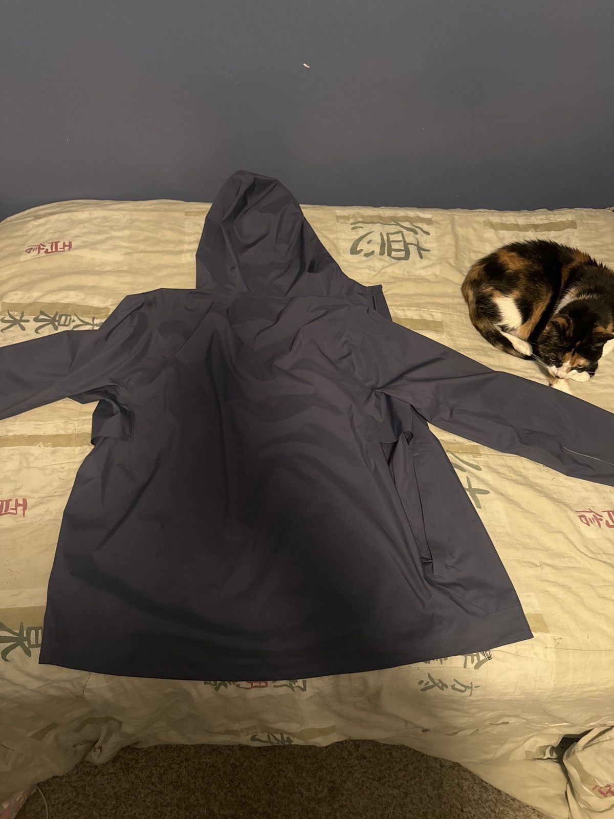 Lululemon Waterproof full-zip rain jacket Size US XS / EU 42 / 0 - 5 Thumbnail
