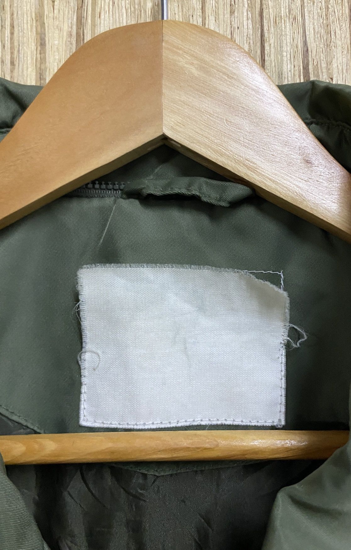Vintage Vintage Military CWU 45P Bomber Flight Jacket 1990s Size US L / EU 52-54 / 3 - 10 Thumbnail