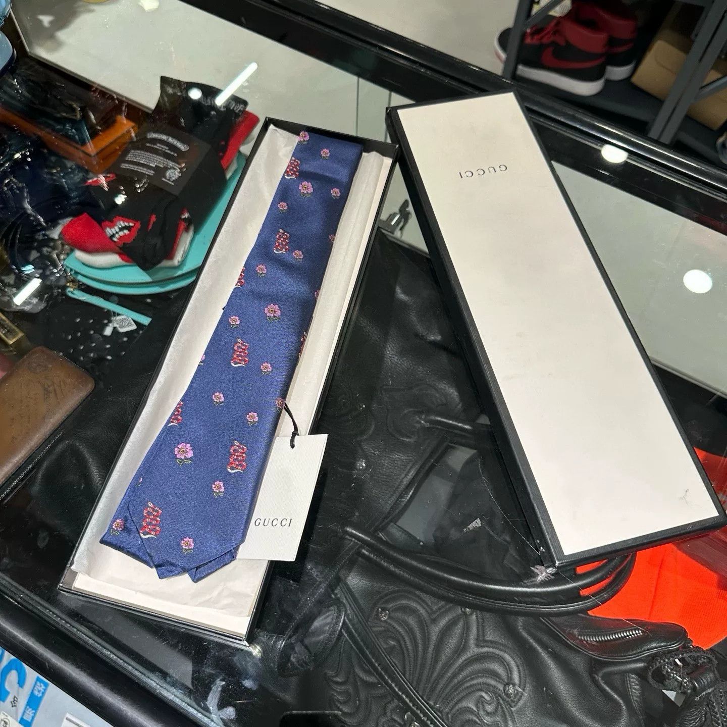 Gucci Gucci Snake Year Small Flower Blue Tie Size ONE SIZE - 1 Thumbnail