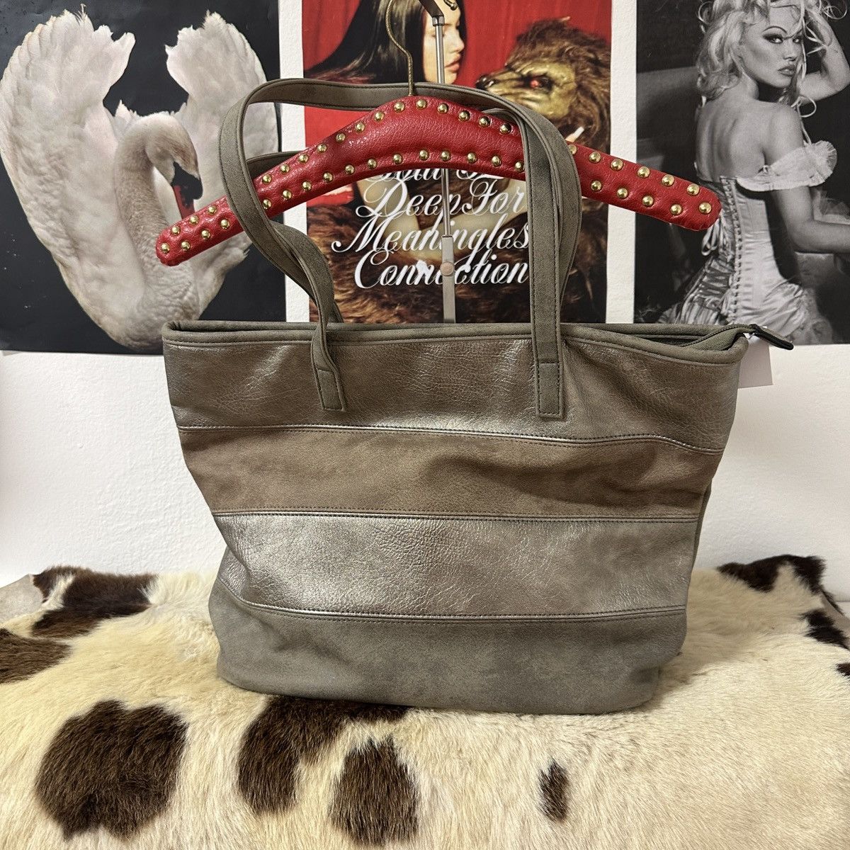 Vintage Vintage grey metallic leatherette shoulder bag Size ONE SIZE - 1 Thumbnail