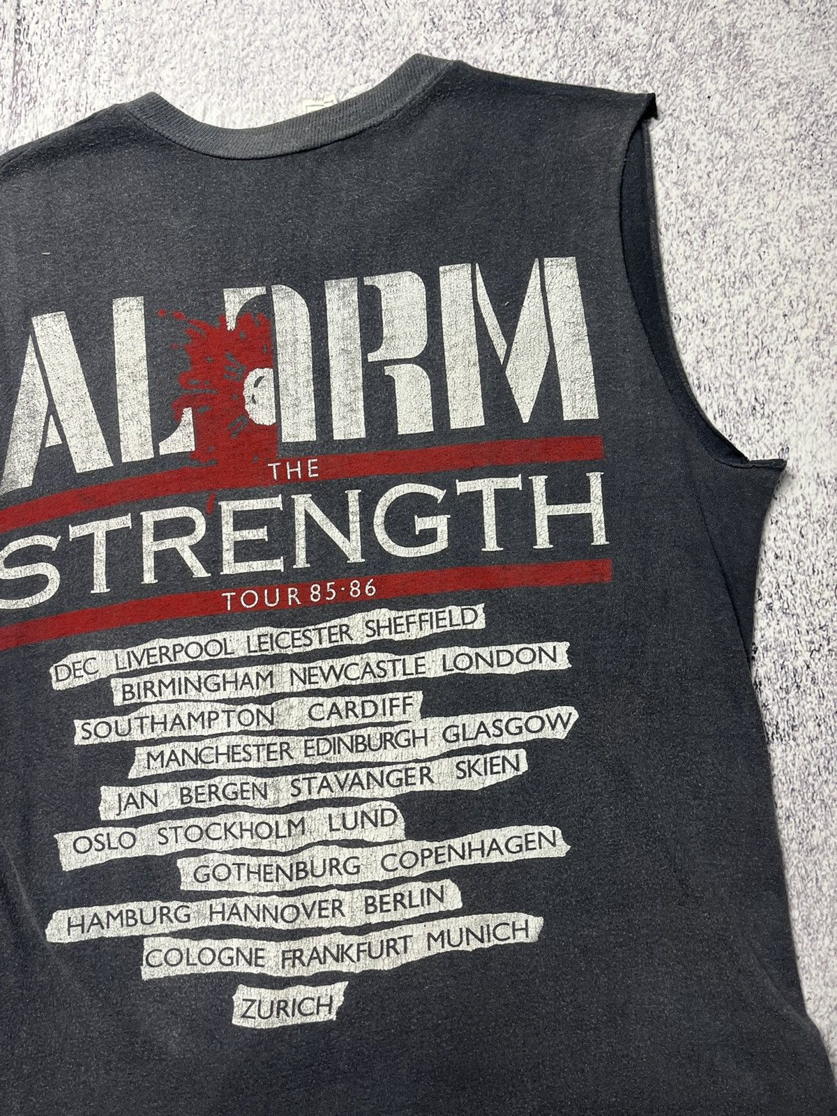 Band Tees RARE Vintage 1986 Alarm Spirit Of '86 In USA Band Tour Shirt Size US S / EU 44-46 / 1 - 16 Thumbnail