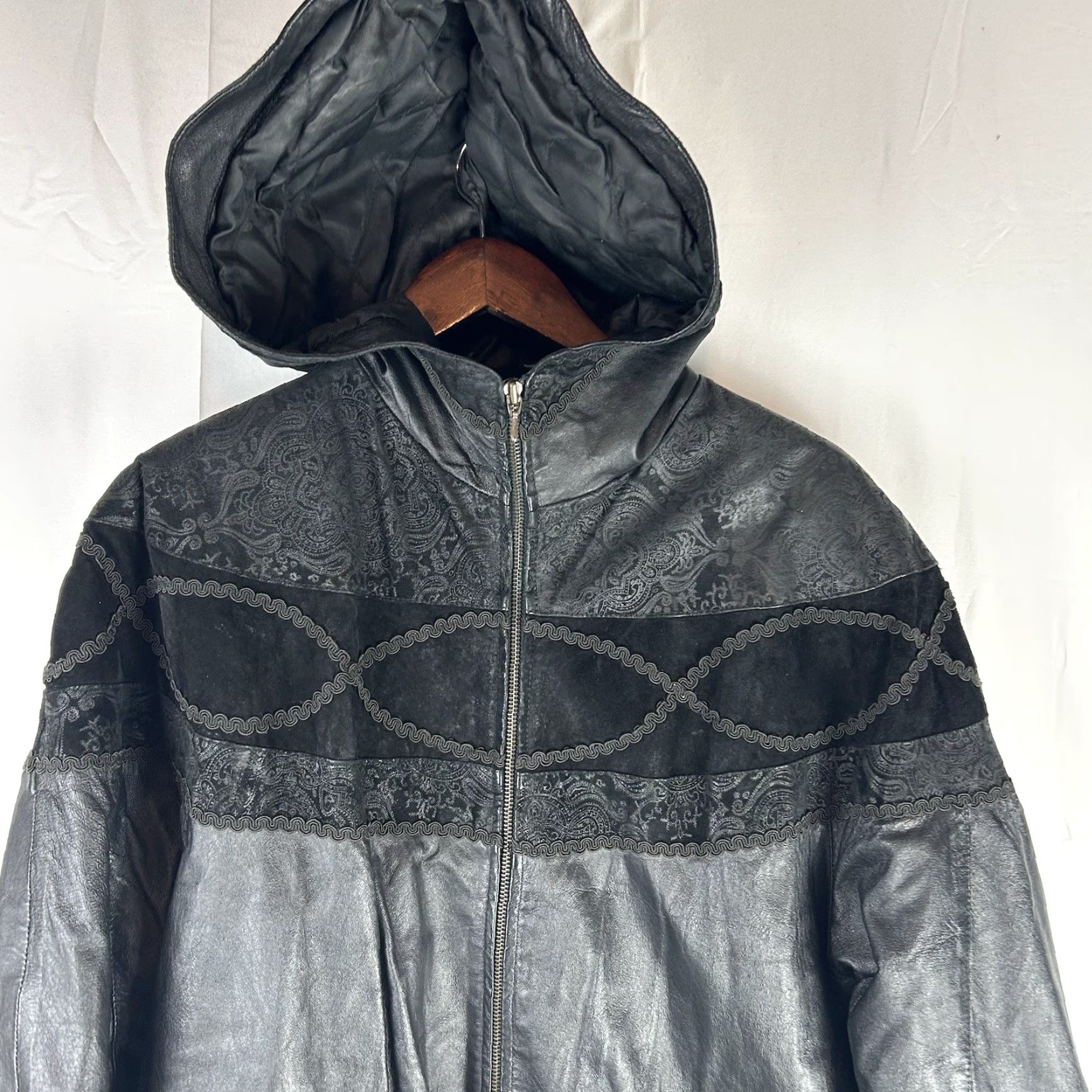 Vintage VINTAGE Global Identity G III Black Leather Jacket Coat Hood Embroidered Paisley Med Women Jacket Overcoat Size M / US 6-8 / IT 42-44 - 2 Thumbnail