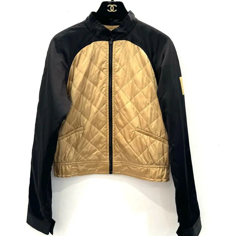 Chanel Chanel M Size Gold Polyester Women's Jacket 0089 Size M / US 6-8 / IT 42-44 - 1 Thumbnail