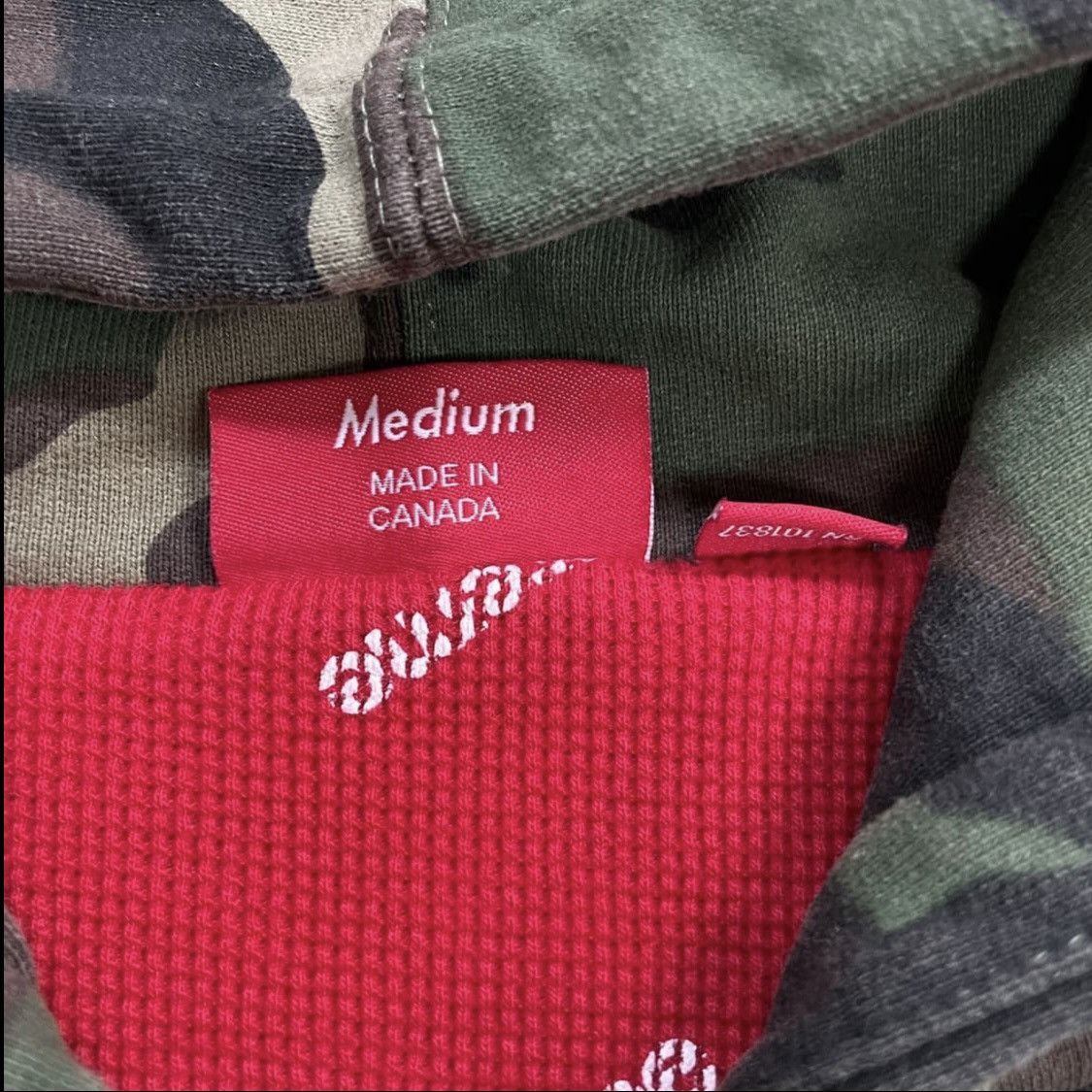 Supreme Supreme 15FW Small Logo Camo Thermal Zip Hoodie Size US L / EU 52-54 / 3 - 4 Thumbnail