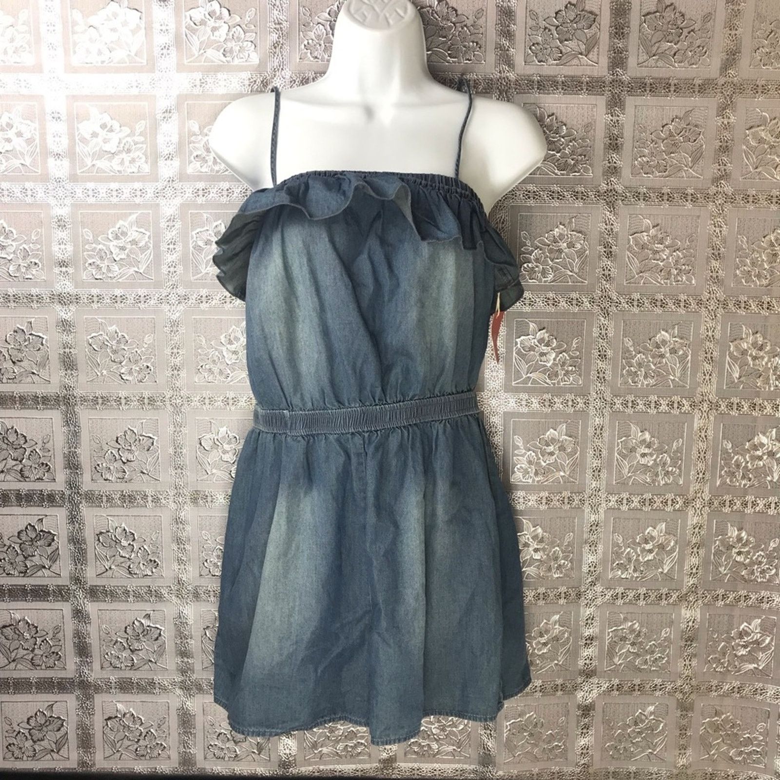 Other NWT Mossimo Blue Denim Strappy Ruffle Romper Size 28" / US 6 / IT 42 - 1 Thumbnail