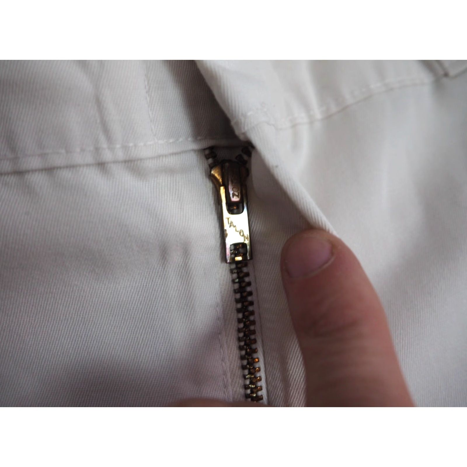 Vintage VINTAGE Angelica White 35x29 Polycotton Twill Chino Work Pants Men 1970s 60s 70s Rockabilly Straight Leg USA Size US 35 - 5 Thumbnail