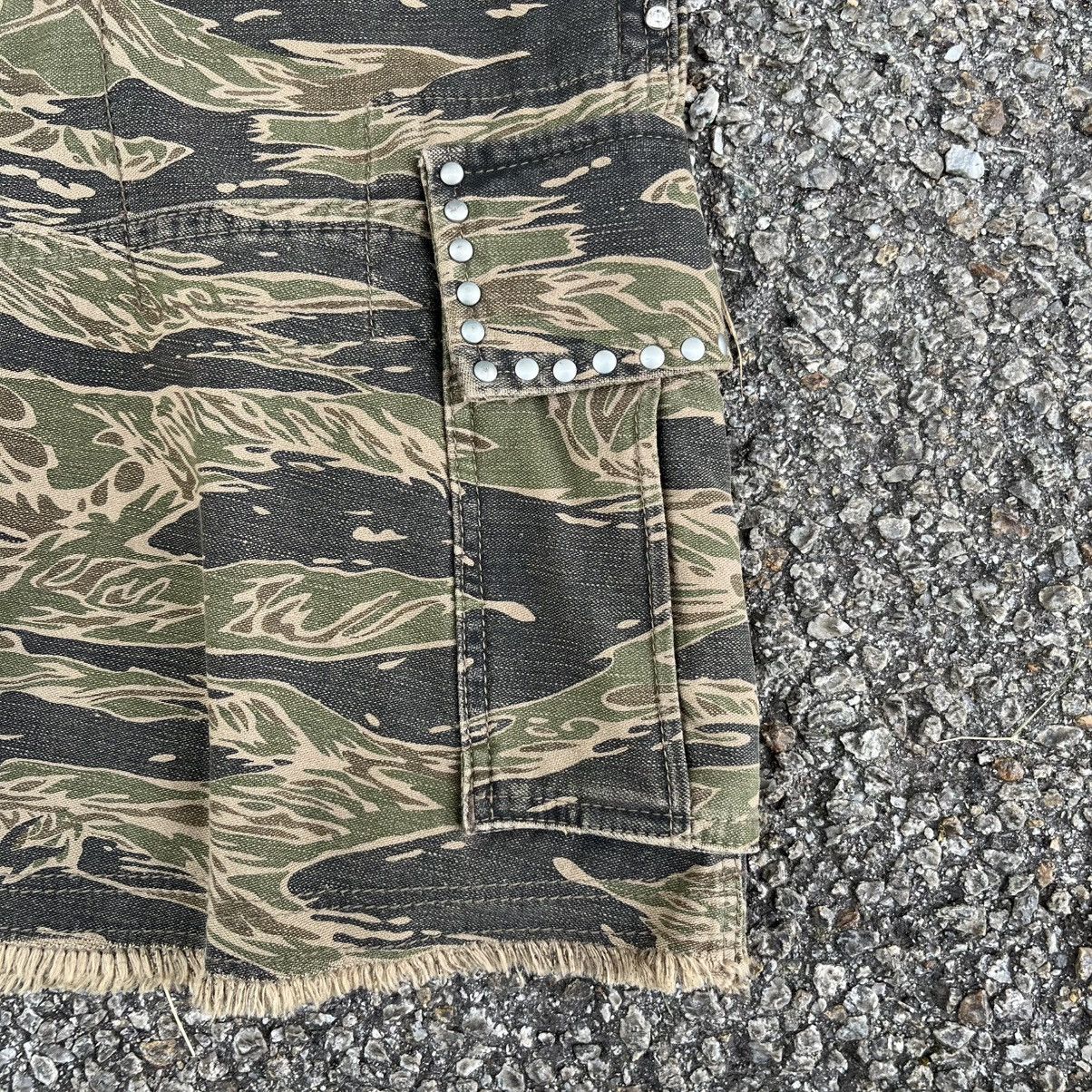 Hysteric Glamour RARE‼️Hysteric Glamour Camo Tiger Stripe Cargo Skirt RRL Size 30" / US 8 / IT 44 - 3 Thumbnail