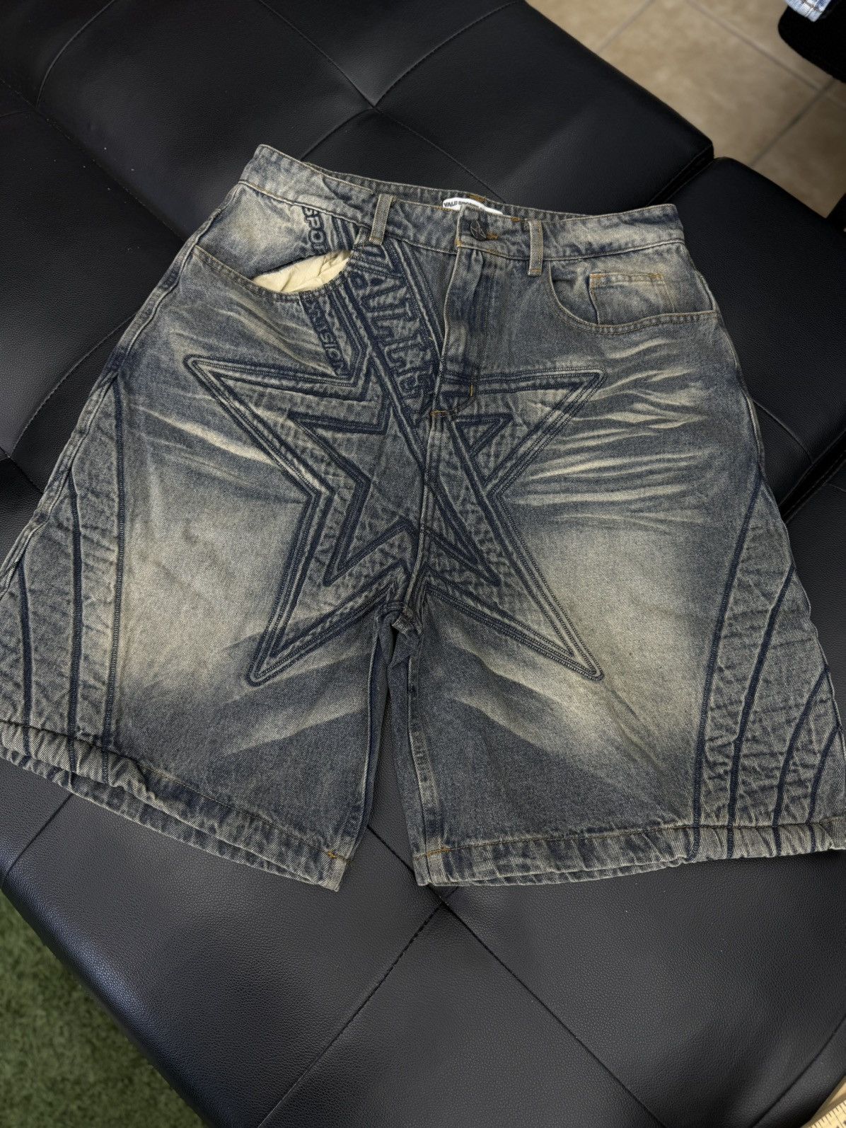Vale Valley Vale Blue Denim Star Shorts Size 30 (NEW) Size US 30 / EU 46 - 2 Thumbnail