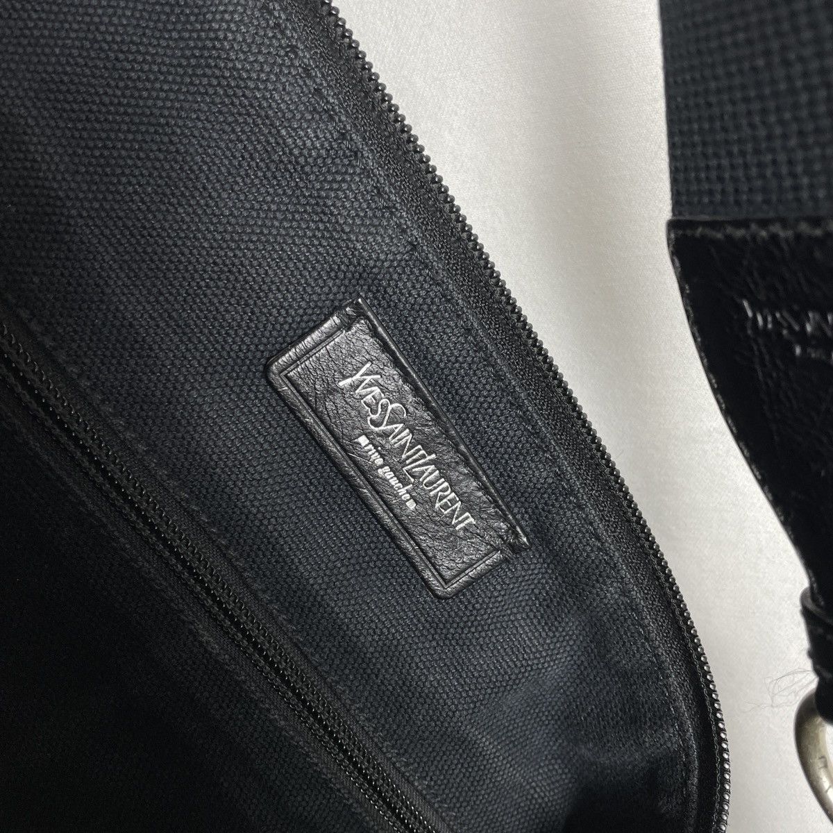Yves Saint Laurent 00s YVES SAINT LAURENT RIVE GAUCHE MOMBASA SHOULDER BAG Size ONE SIZE - 9 Thumbnail