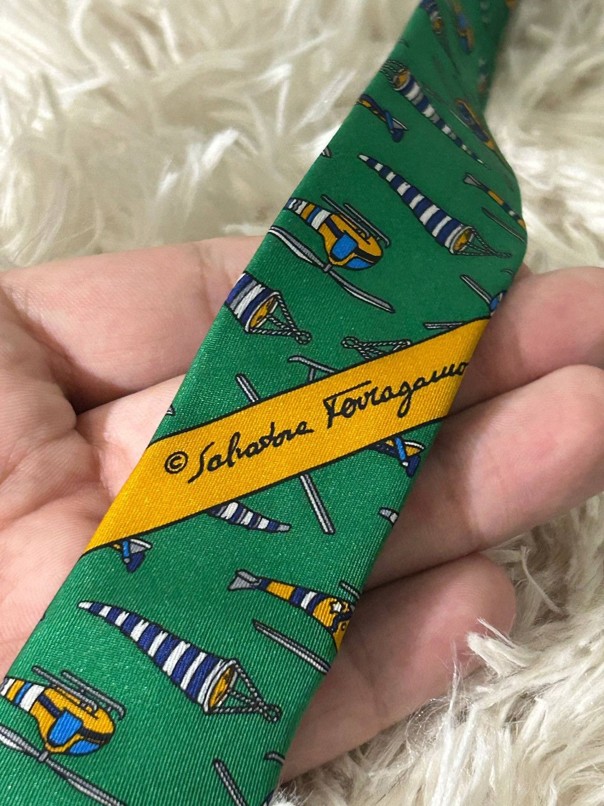 Salvatore Ferragamo SALVATORE FERRAGAMO Helicopter Green Silk Tie VINTAGE Size ONE SIZE - 4 Thumbnail