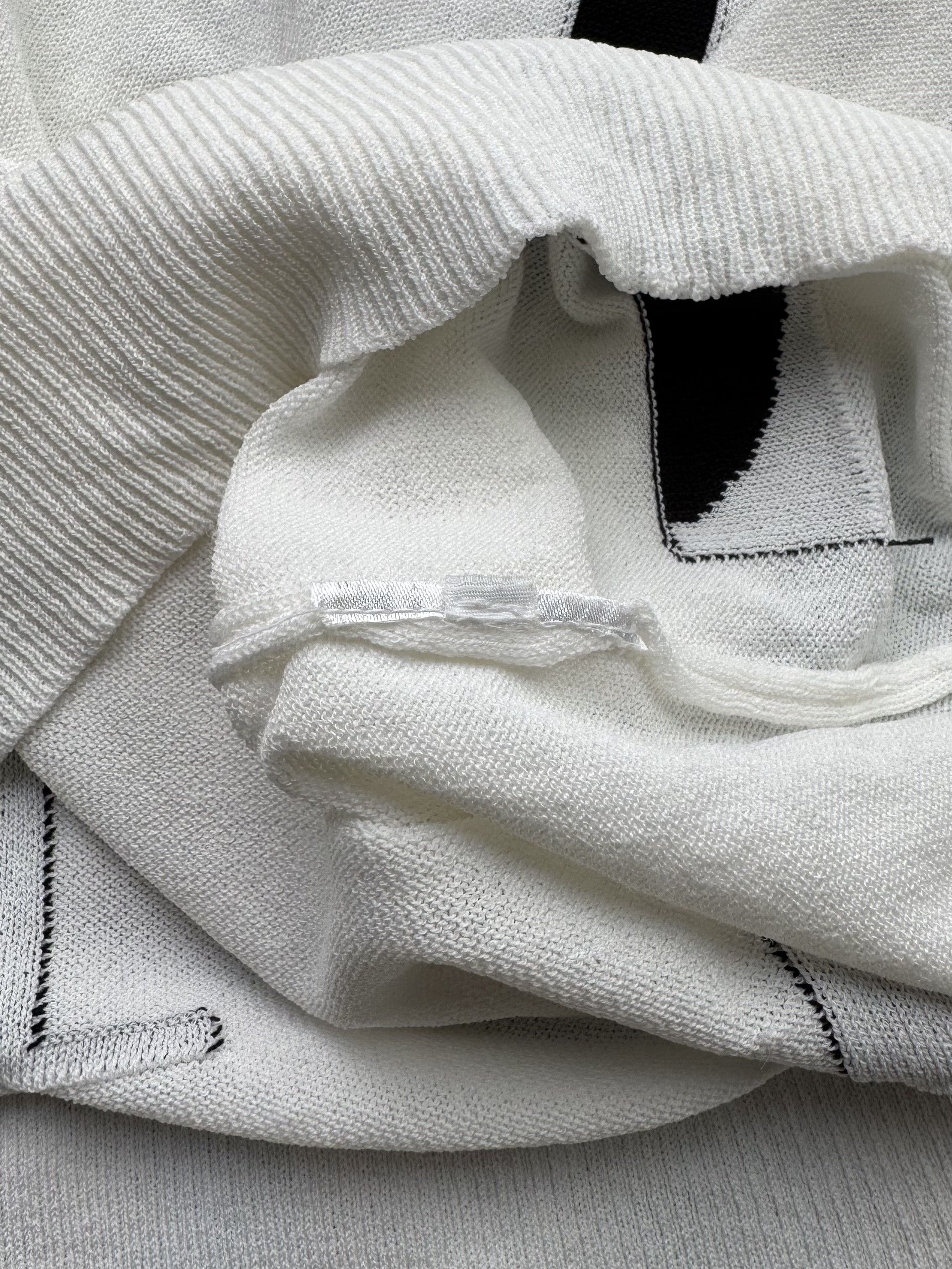 Valentino Valentino T-Shirt (V314)(D10) Size S / US 4 / IT 40 - 6 Thumbnail