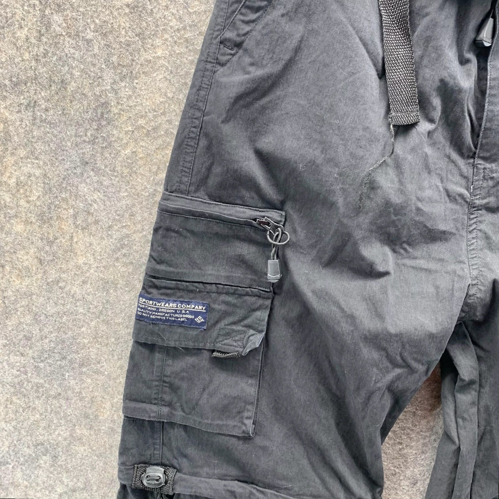 Vintage Columbia Pants Men Large Black Cargo 2 in 1 Shorts Hiking Utility Camp Vintage Cargo Pocket Men Regular Waist 30 Inseam 29 Cotton Size US 33 - 4 Thumbnail