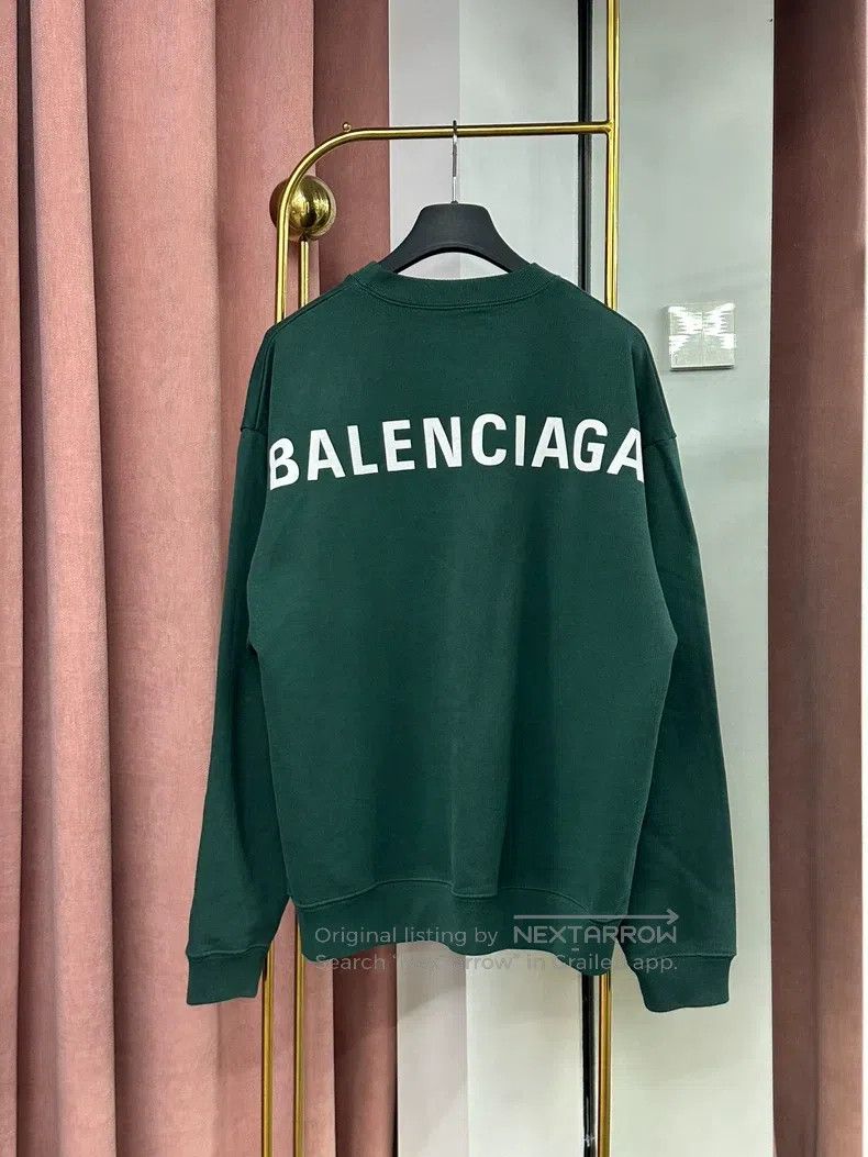 Balenciaga Balenciaga Green logo letter round neck sweater long sleev Size US S / EU 44-46 / 1 - 1 Thumbnail
