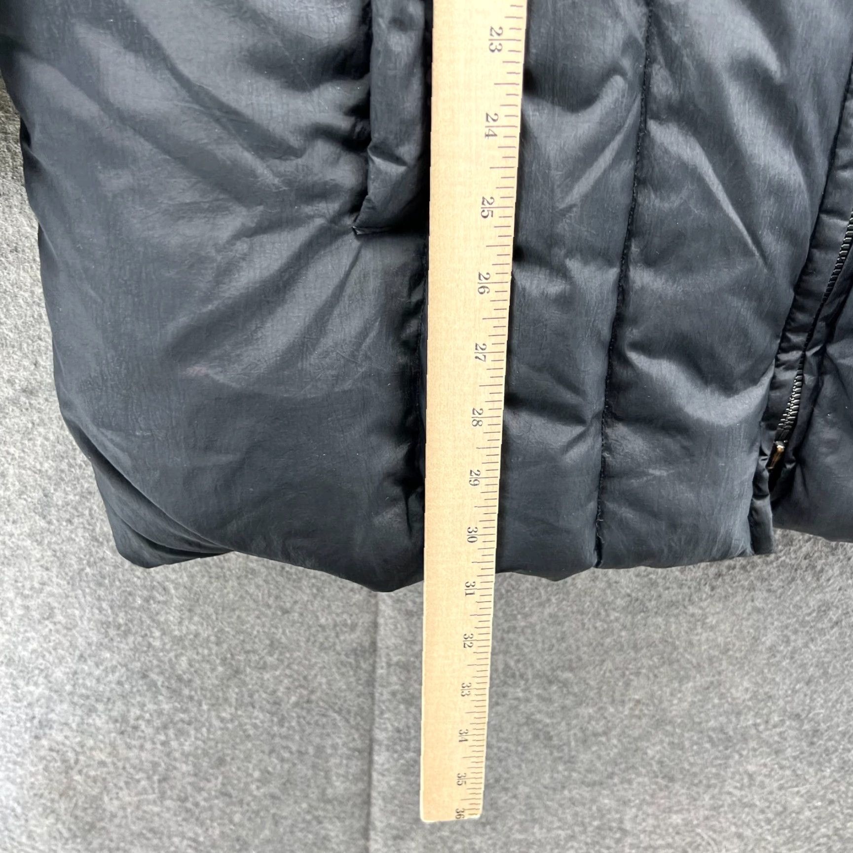 Calvin Klein VINTAGE Calvin Klein Puffer Jacket Men Large Black Full Zip Nylon Goose Down Winter Fill Jacket Size US L / EU 52-54 / 3 - 5 Thumbnail