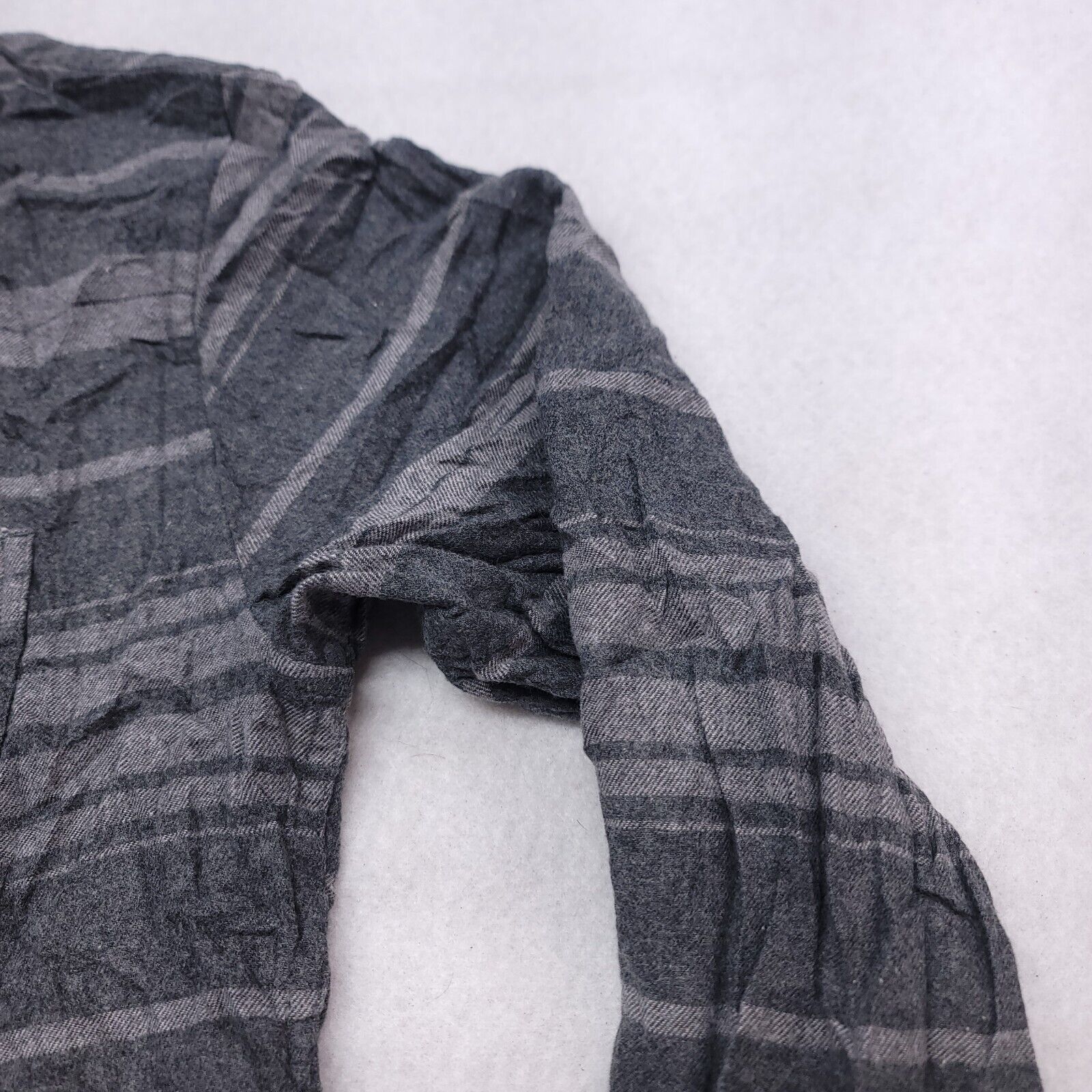 Urban Pipeline Urban Pipeline Flannel Shirt Mens Size Medium M Gray Striped Size US M / EU 48-50 / 2 - 5 Thumbnail