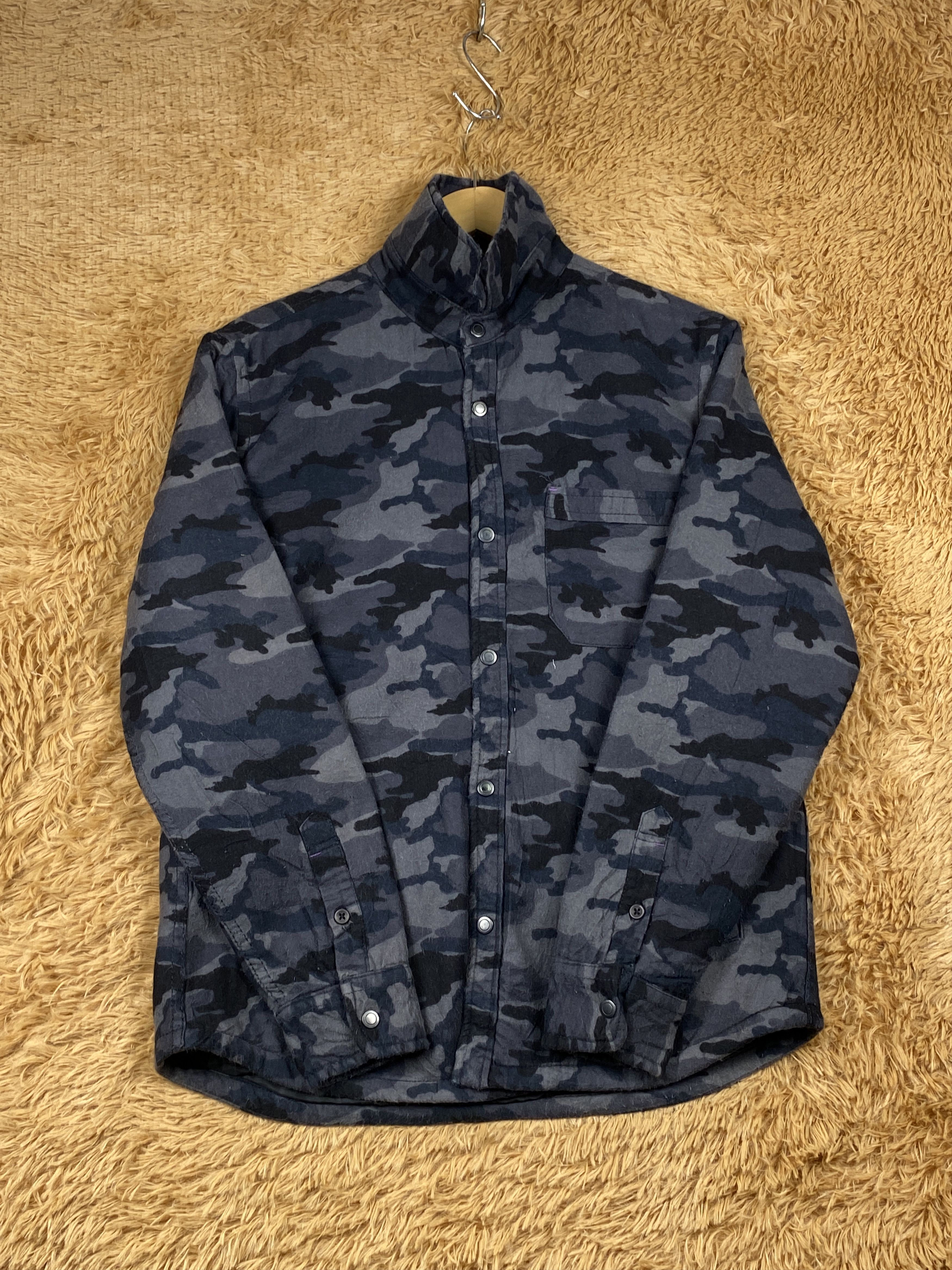 Japanese Brand Vintage Japanese Brand Camouflage Jacket Military Size US S / EU 44-46 / 1 - 4 Thumbnail