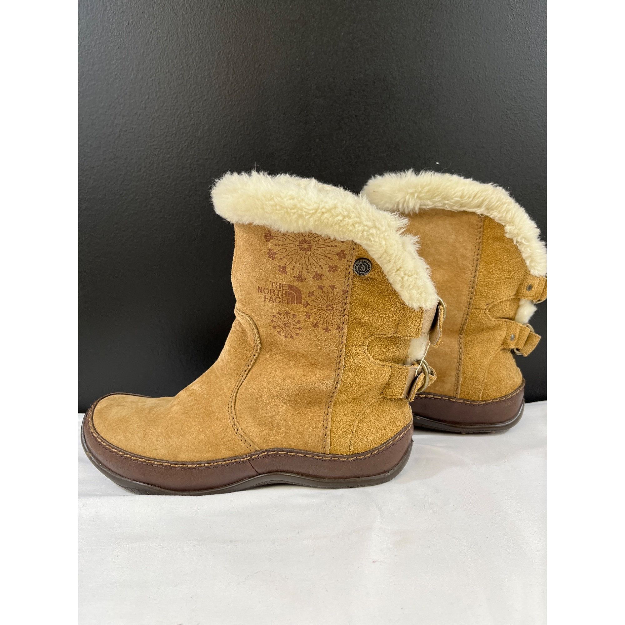 The North Face The North Face Women's Tan Leather Shoes/Boots Size 7 SKU 58 Size US 7 / IT 37 - 5 Thumbnail