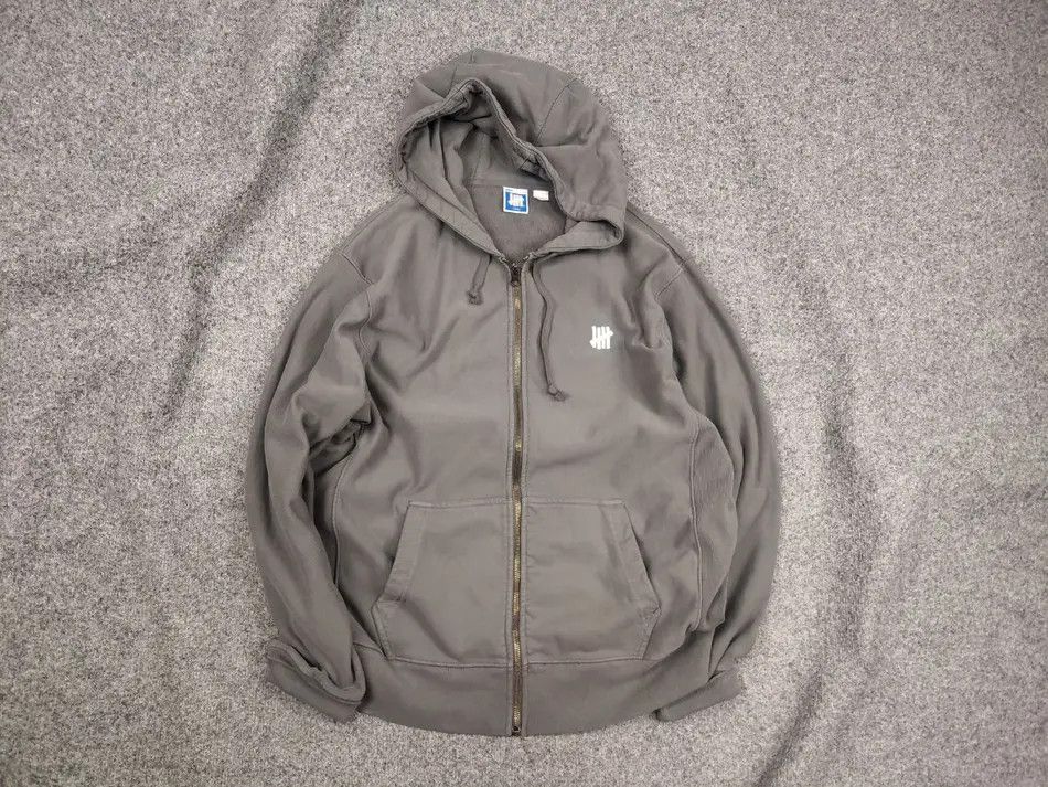 Undefeated Undefeated Zip up Gray Hoodie Big Embroidery Logo Size US L / EU 52-54 / 3 - 1 Thumbnail