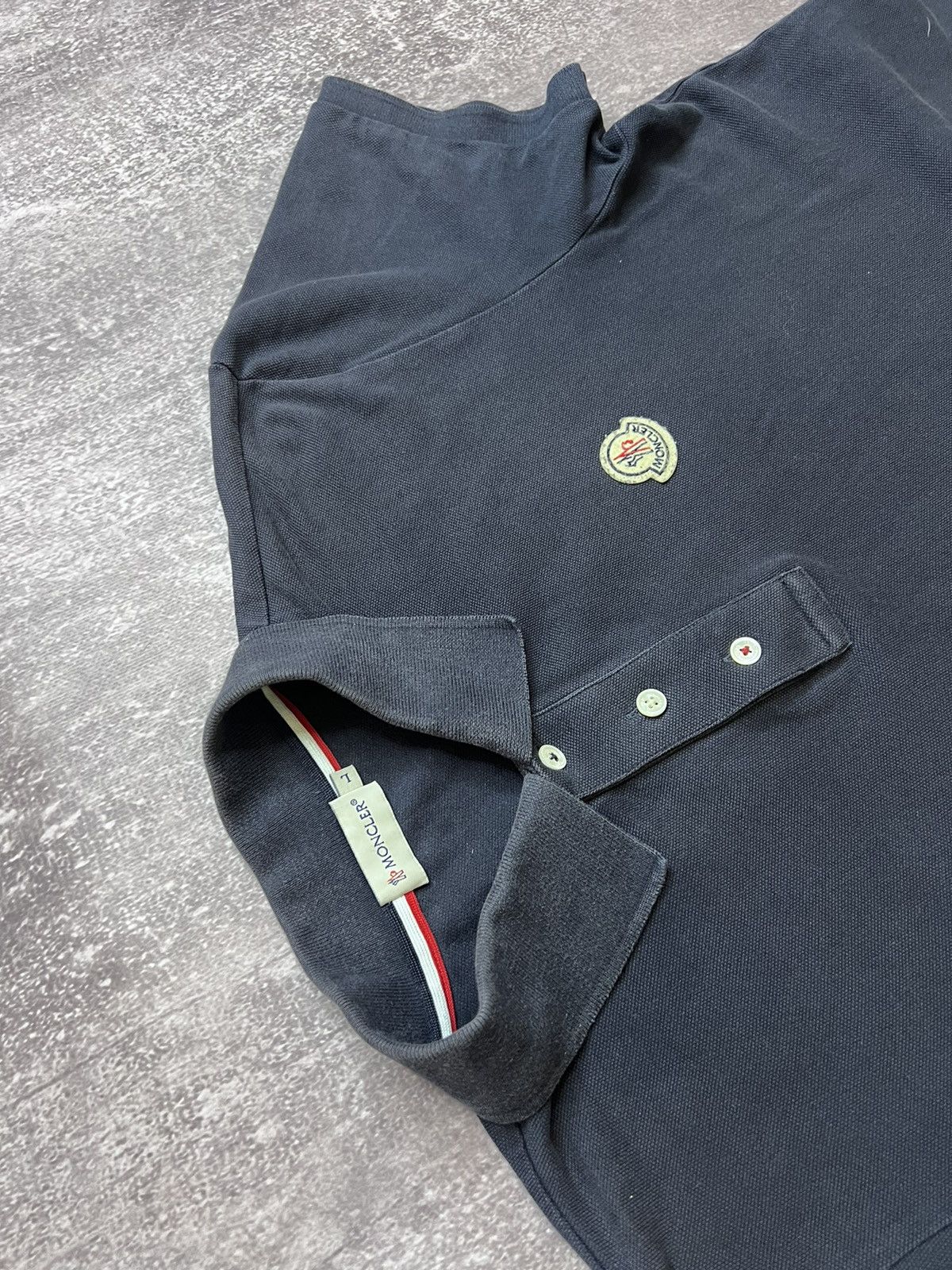 Moncler Moncler vintage T-Shirt Size US L / EU 52-54 / 3 - 4 Thumbnail