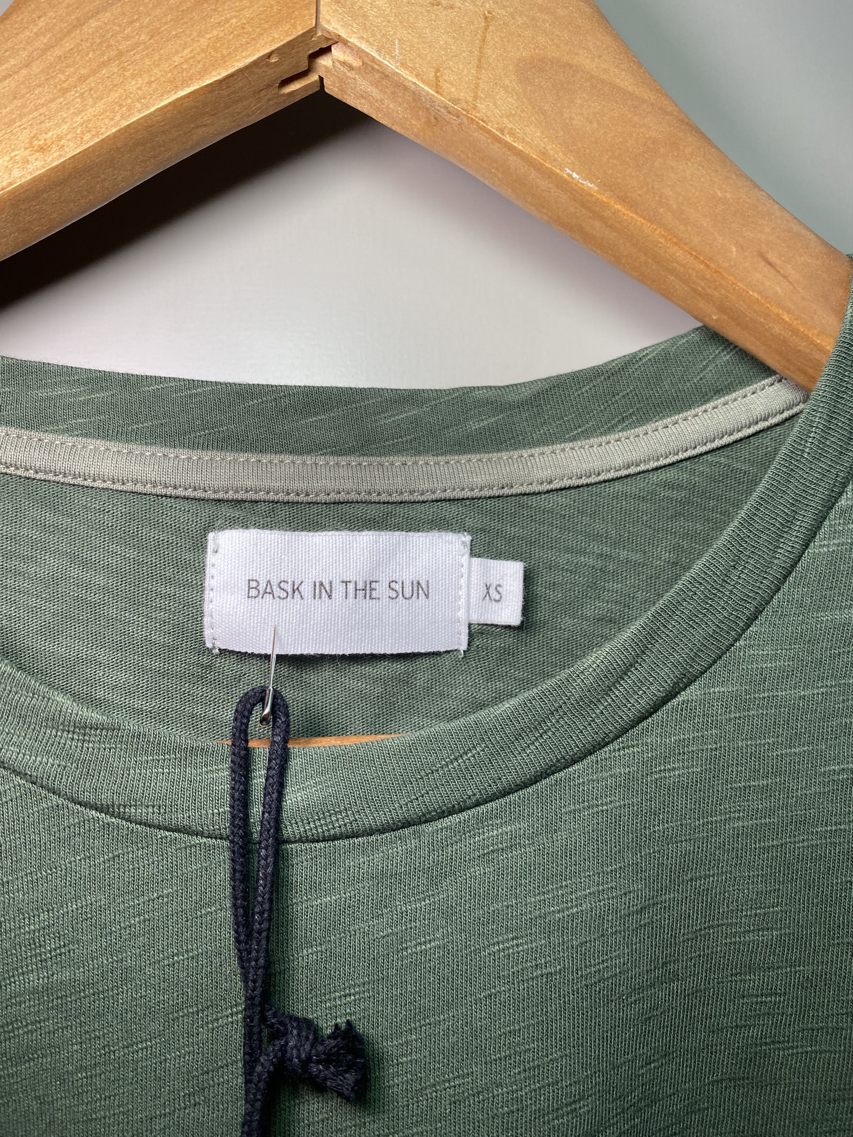 Other Tee Shirt Bask In The Sun XS Size US XS / EU 42 / 0 - 3 Thumbnail